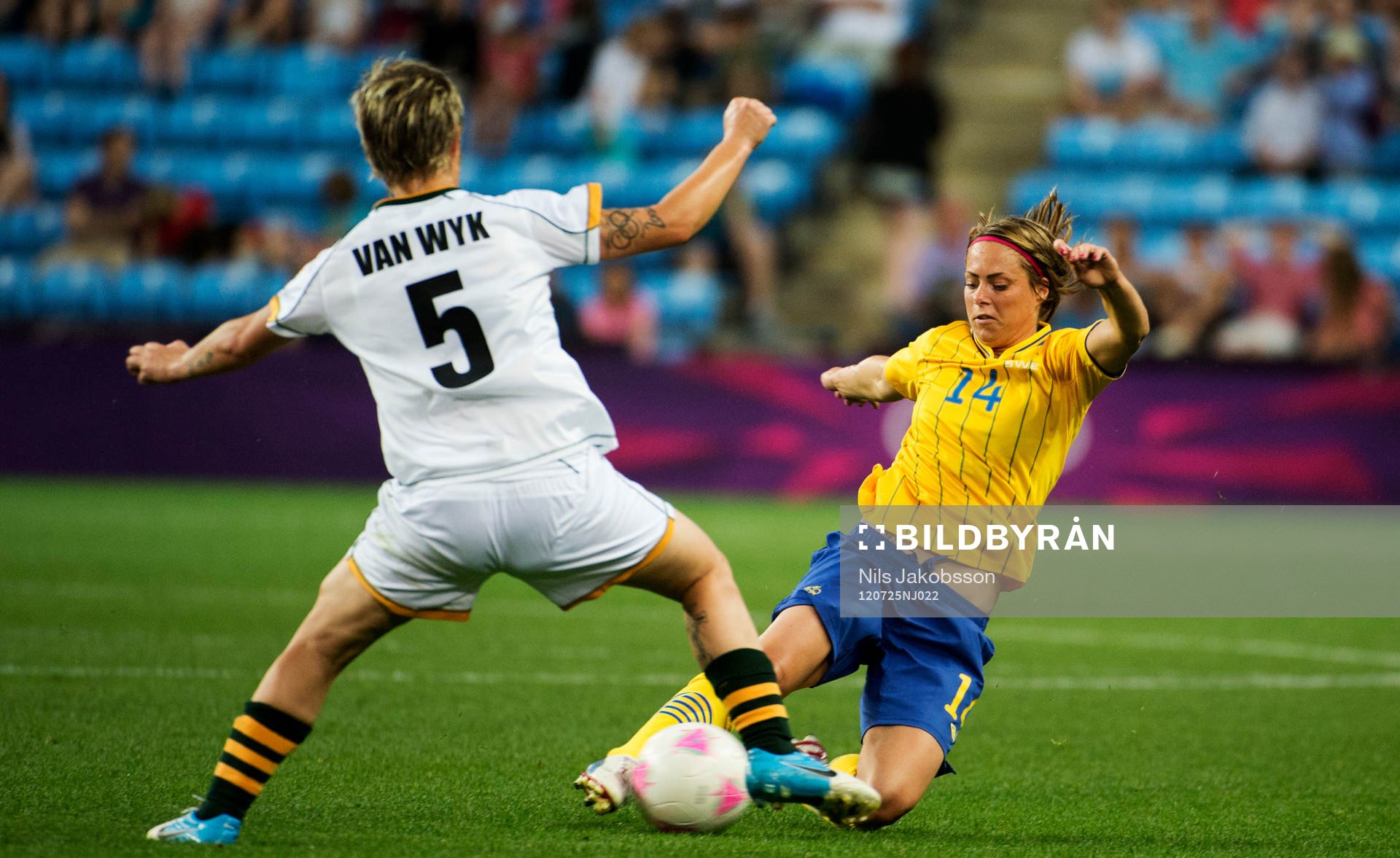 Johanna Almgren, Sverige