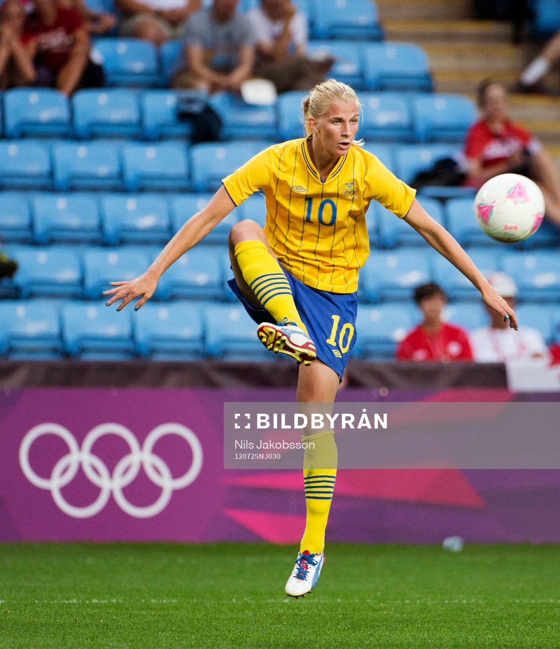 Sofia Jakobsson, Sverige