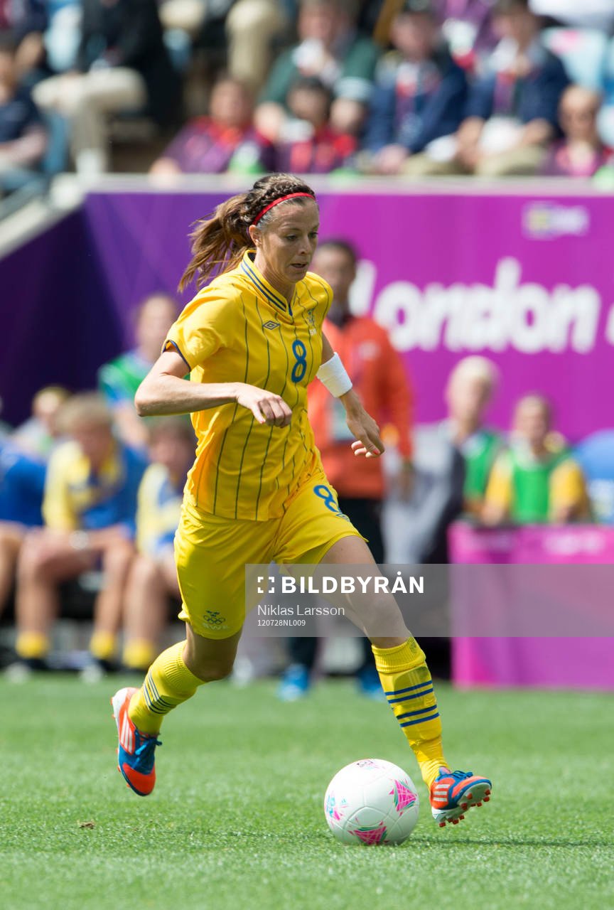 Lotta Schelin, Sverige