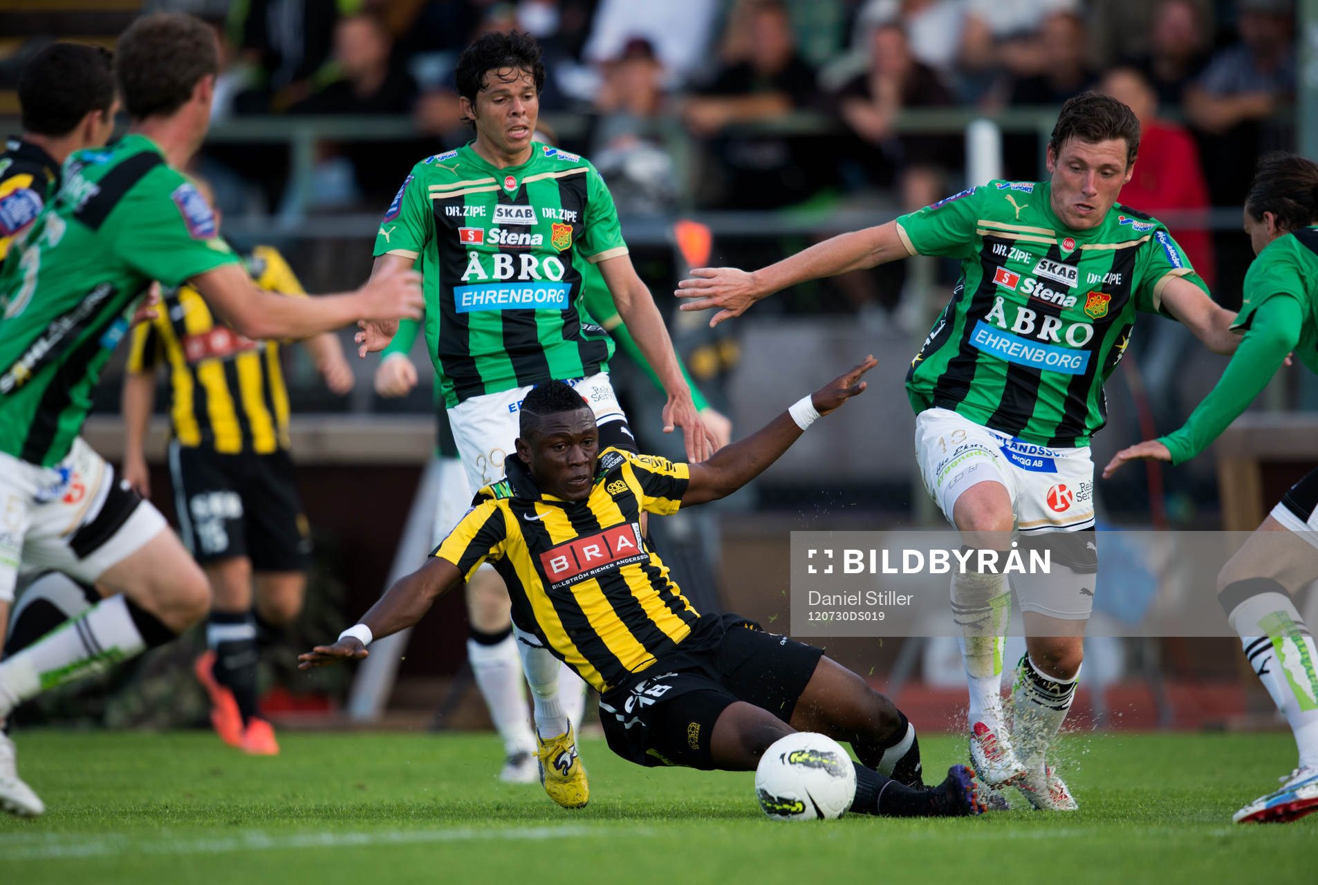 Waris Majeed, Häcken. Calum Angus, GAIS