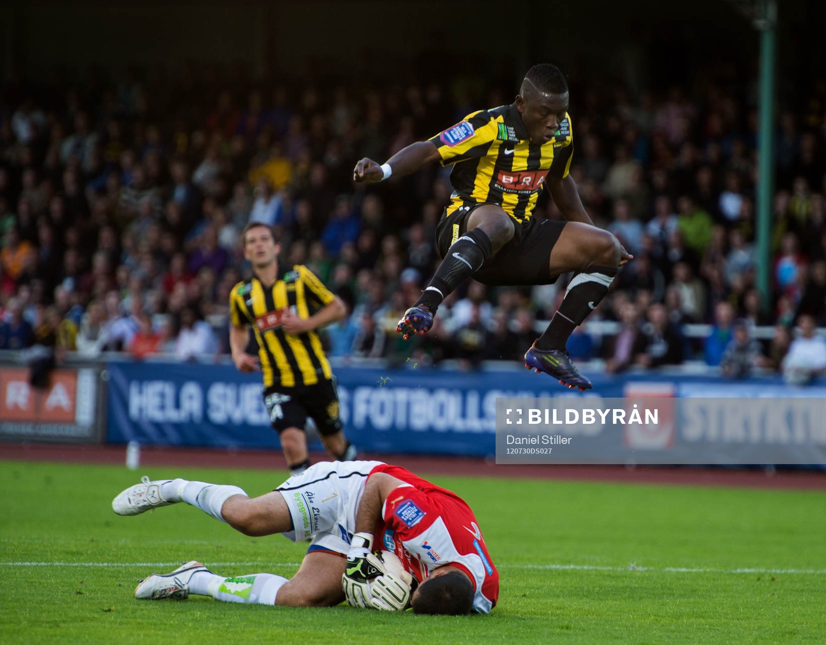 Waris Majeed, Häcken. Dime Jankulovski, målvakt, GAIS