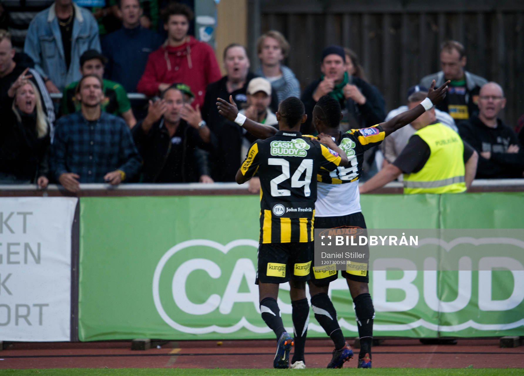 Waris Majeed, Häcken, gör 3-1 och jublar framför