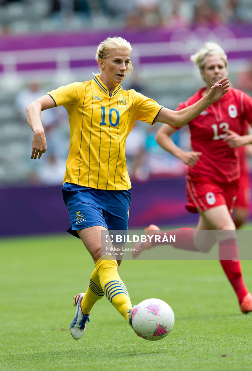 Sofia Jakobsson, Sverige