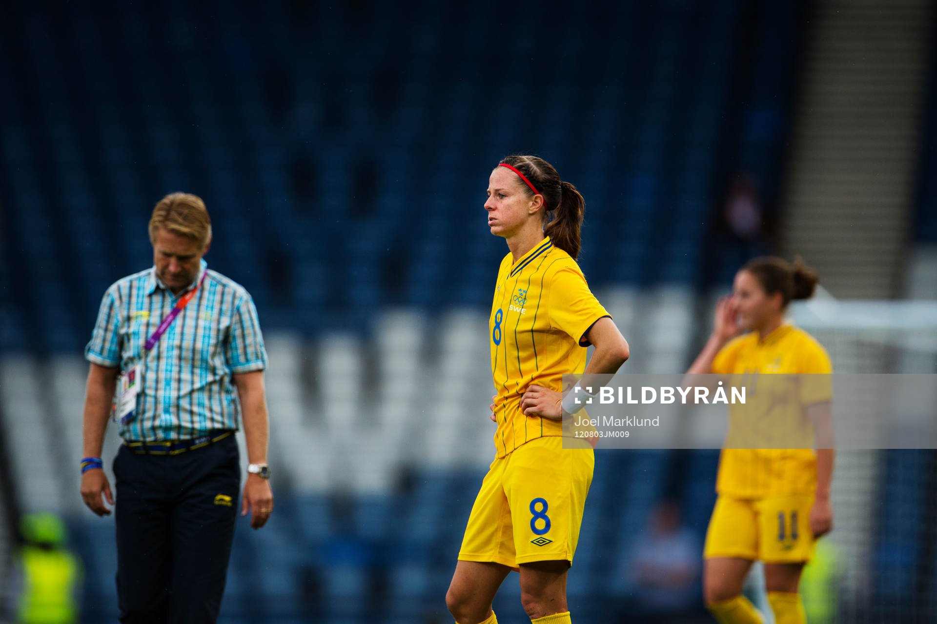 Lotta Schelin, Sverige, gråter. Depp