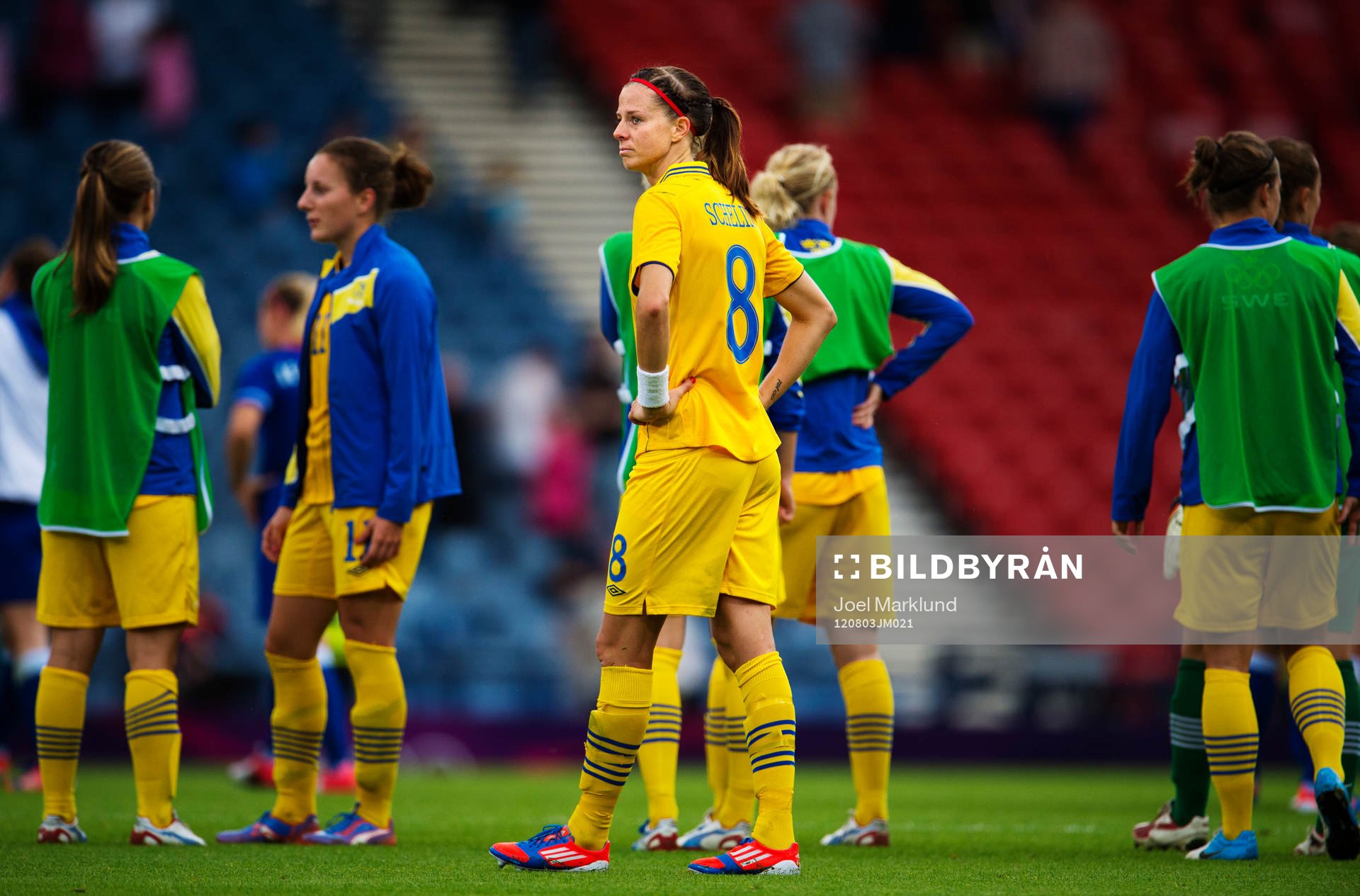 Lotta Schelin, Sverige, gråter. Depp