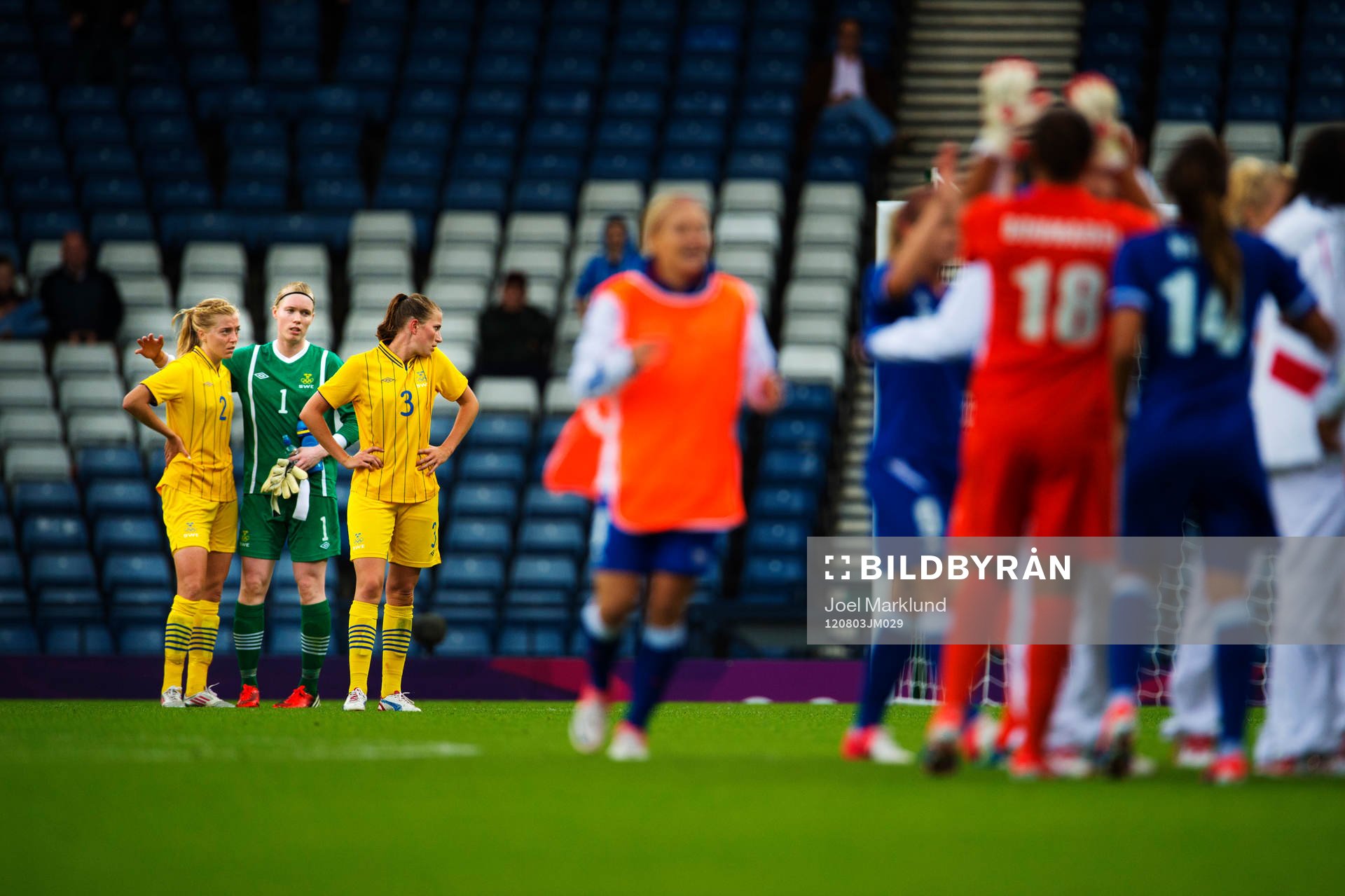 Linda Sembrant, Hedvig Lindahl, målvakt, och Emma