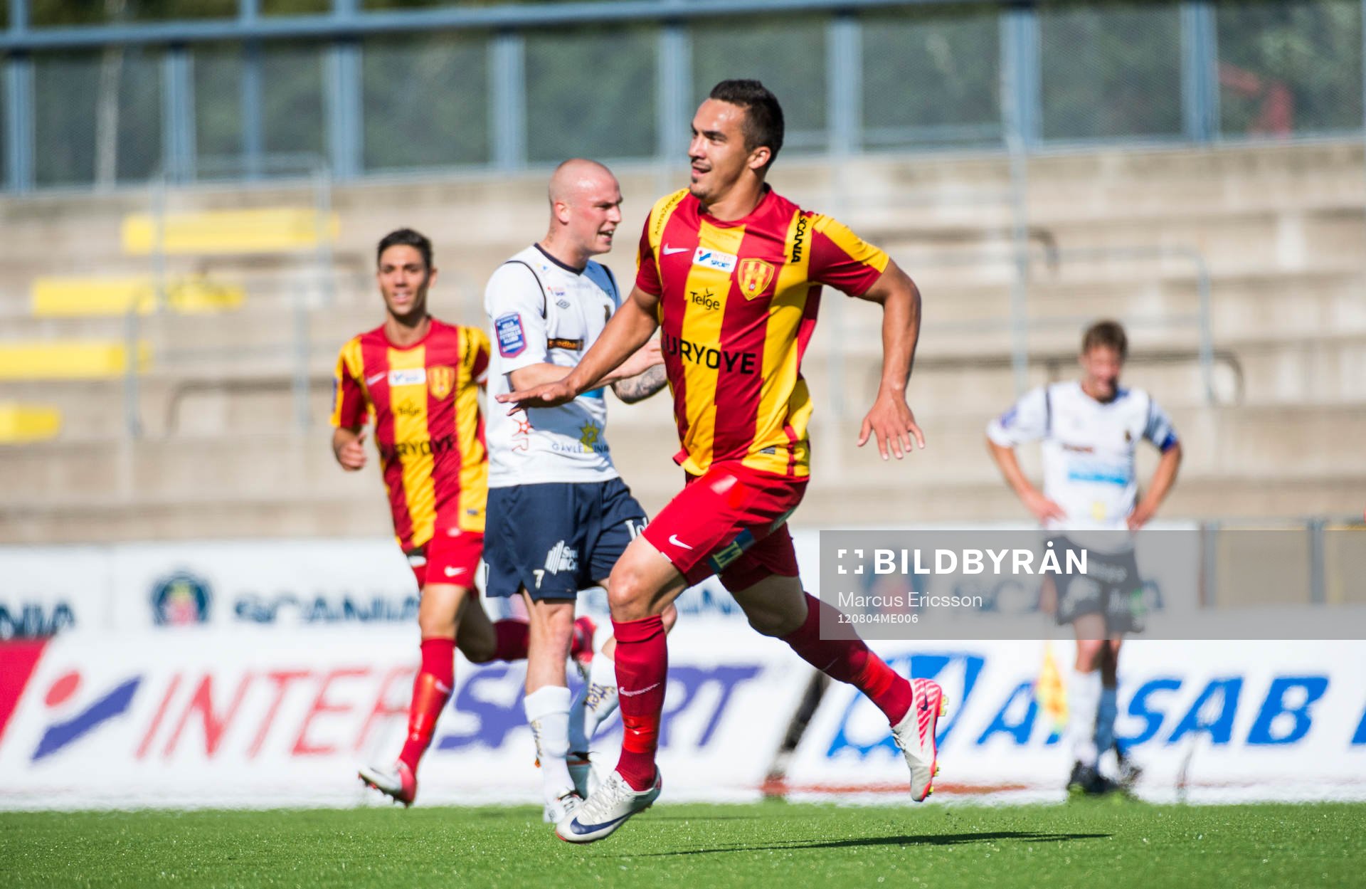  Admir Aganovic, Syrianska jublar efter 1-0