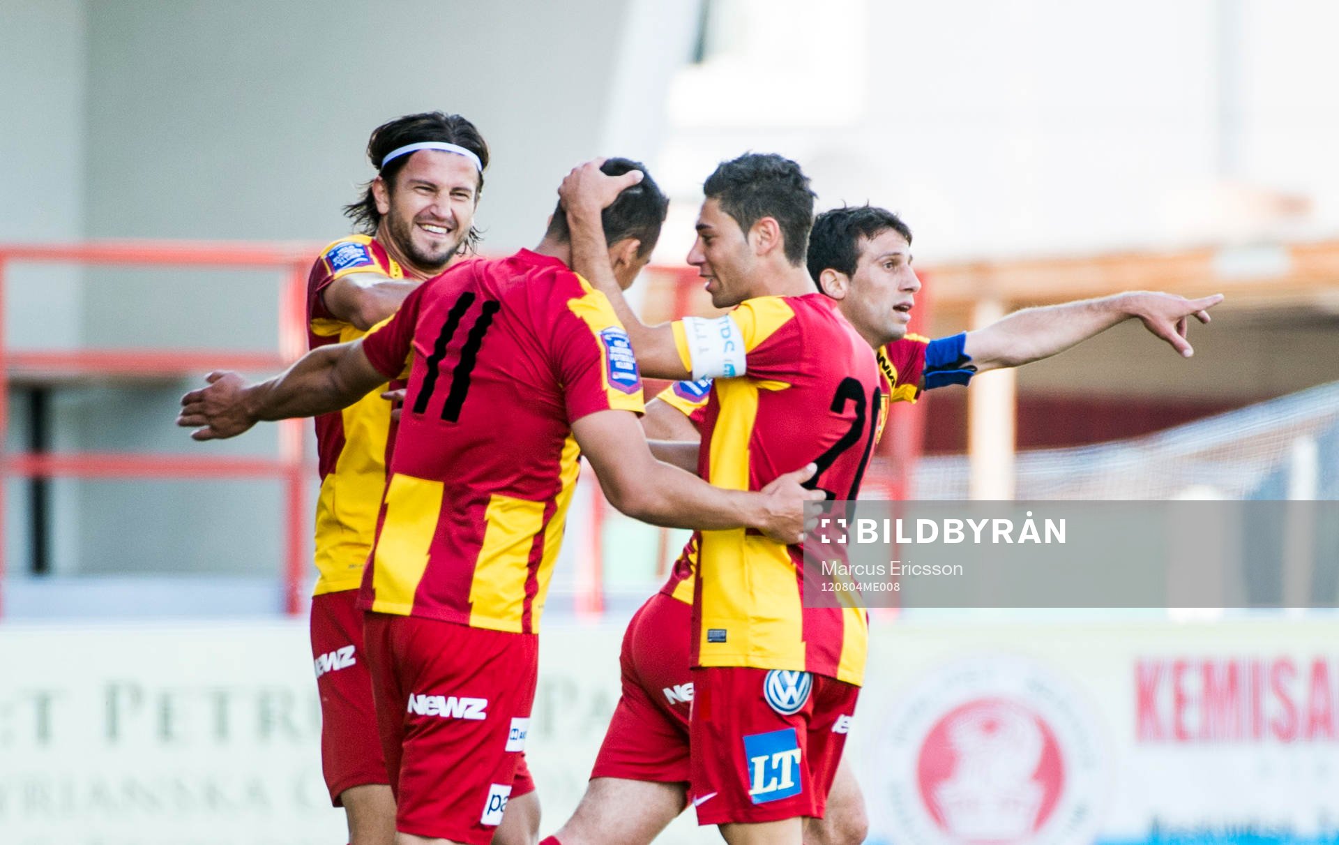  Admir Aganovic, Syrianska jublar efter 1-0