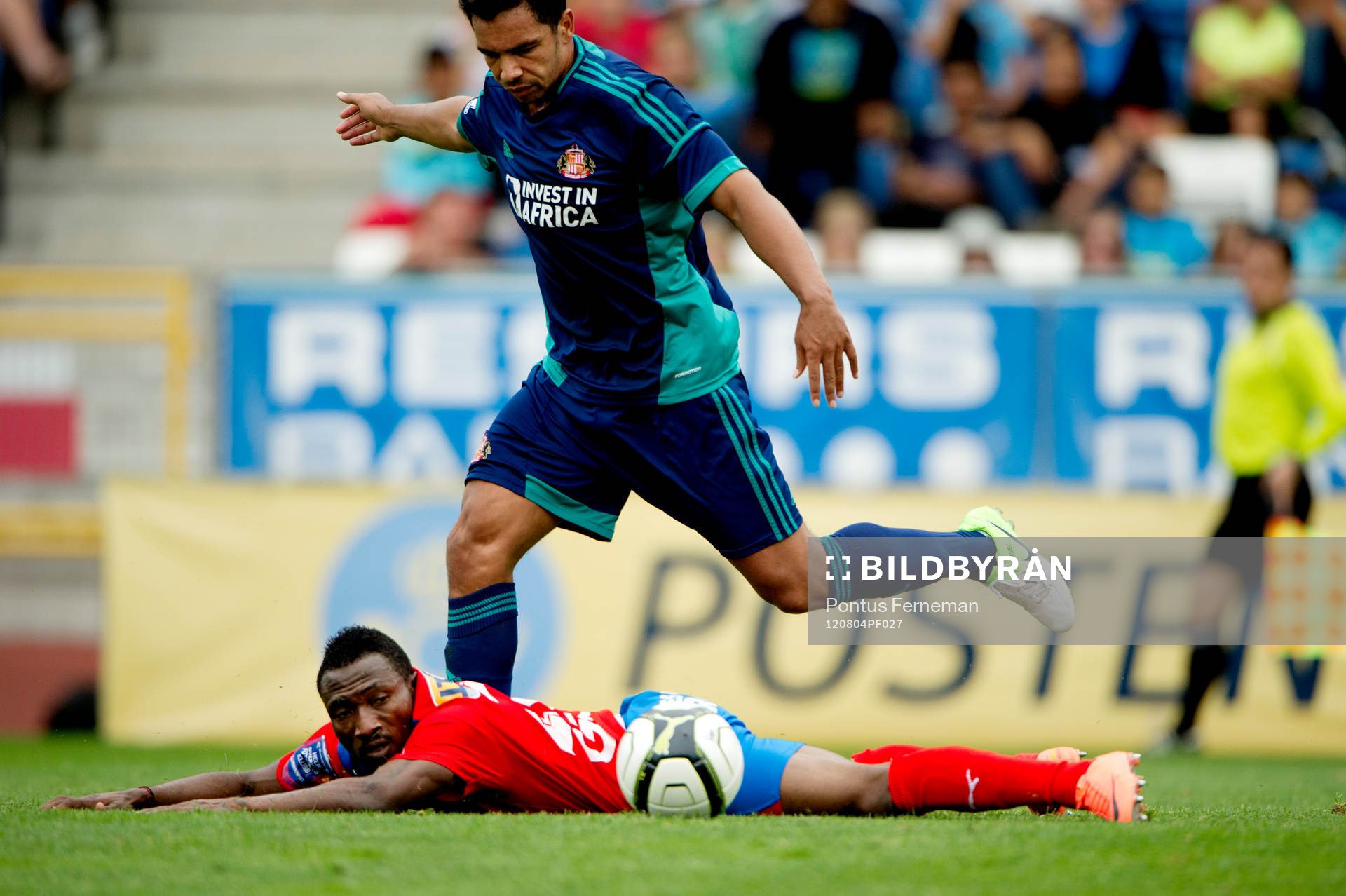 Carlos Cuellar, Sunderland, Kaka, Helsingborg