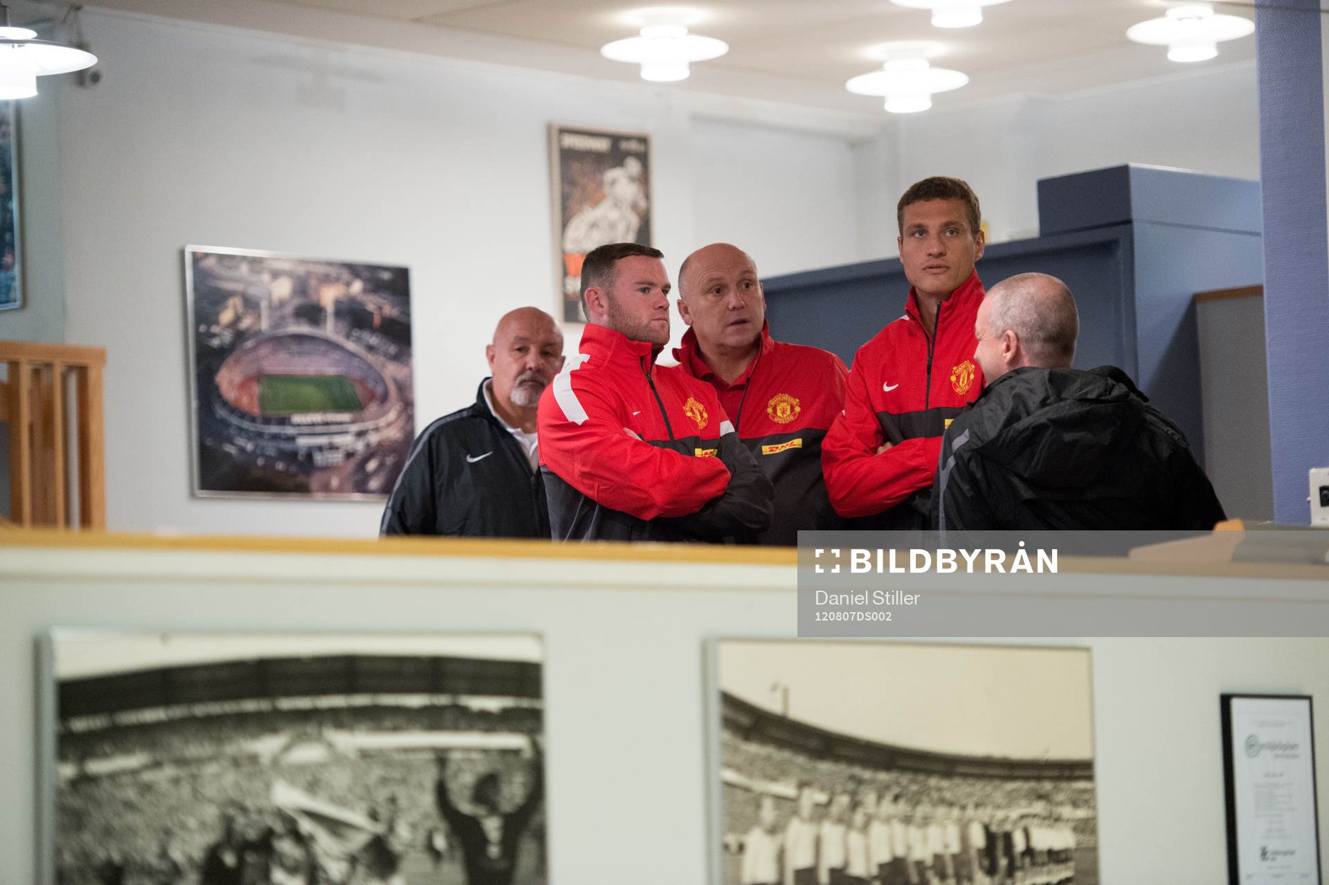 Wayne Rooney, Mike Phelan, assisterande manager, Nemanja