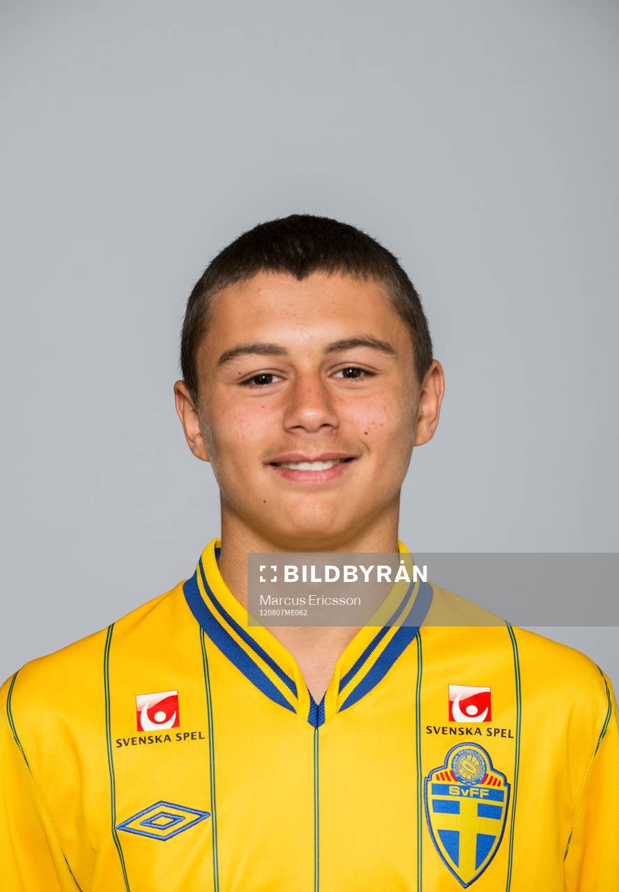 Zia Sakirovski