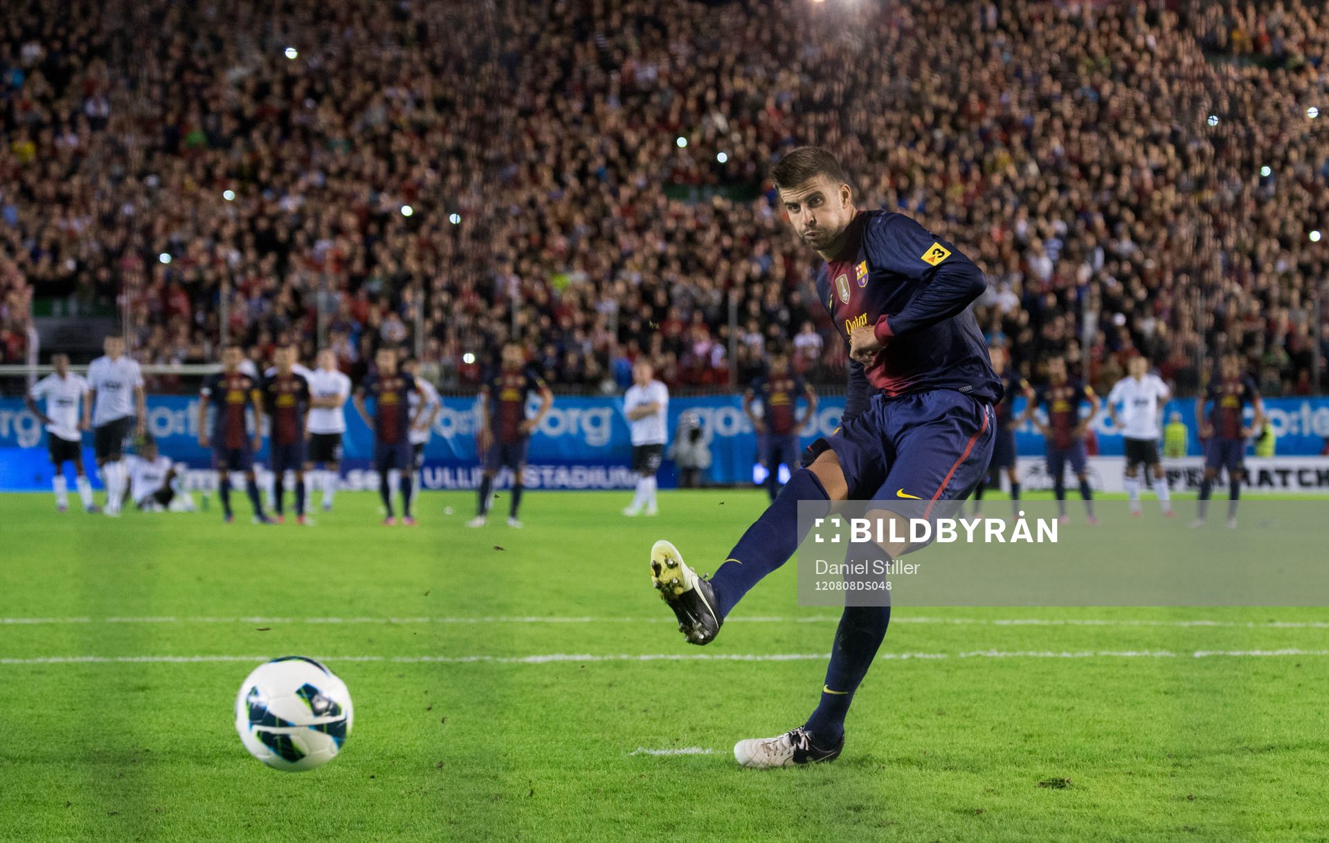 Gerard Piqué, Barcelona, sätter