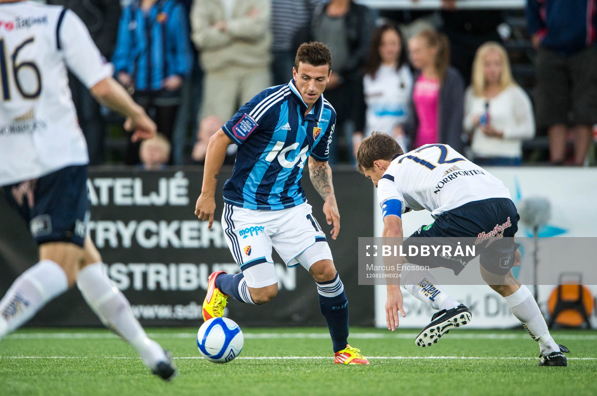 Erton Fejzullahu, Djurgården tar emot boll, fintar Daniel