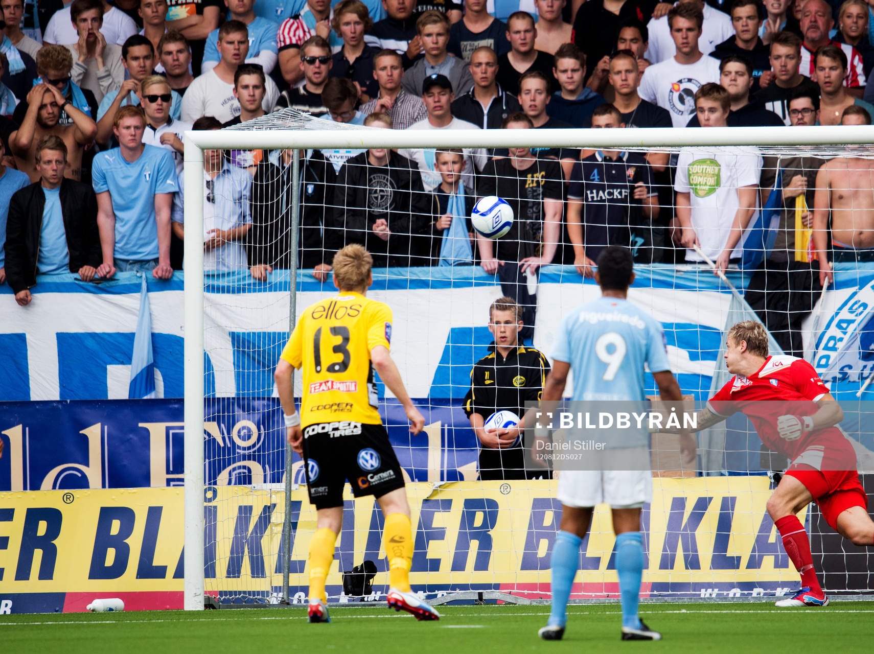 Johan Larsson, Elfsborg, gör 1-0 bakom Johan Dahlin,