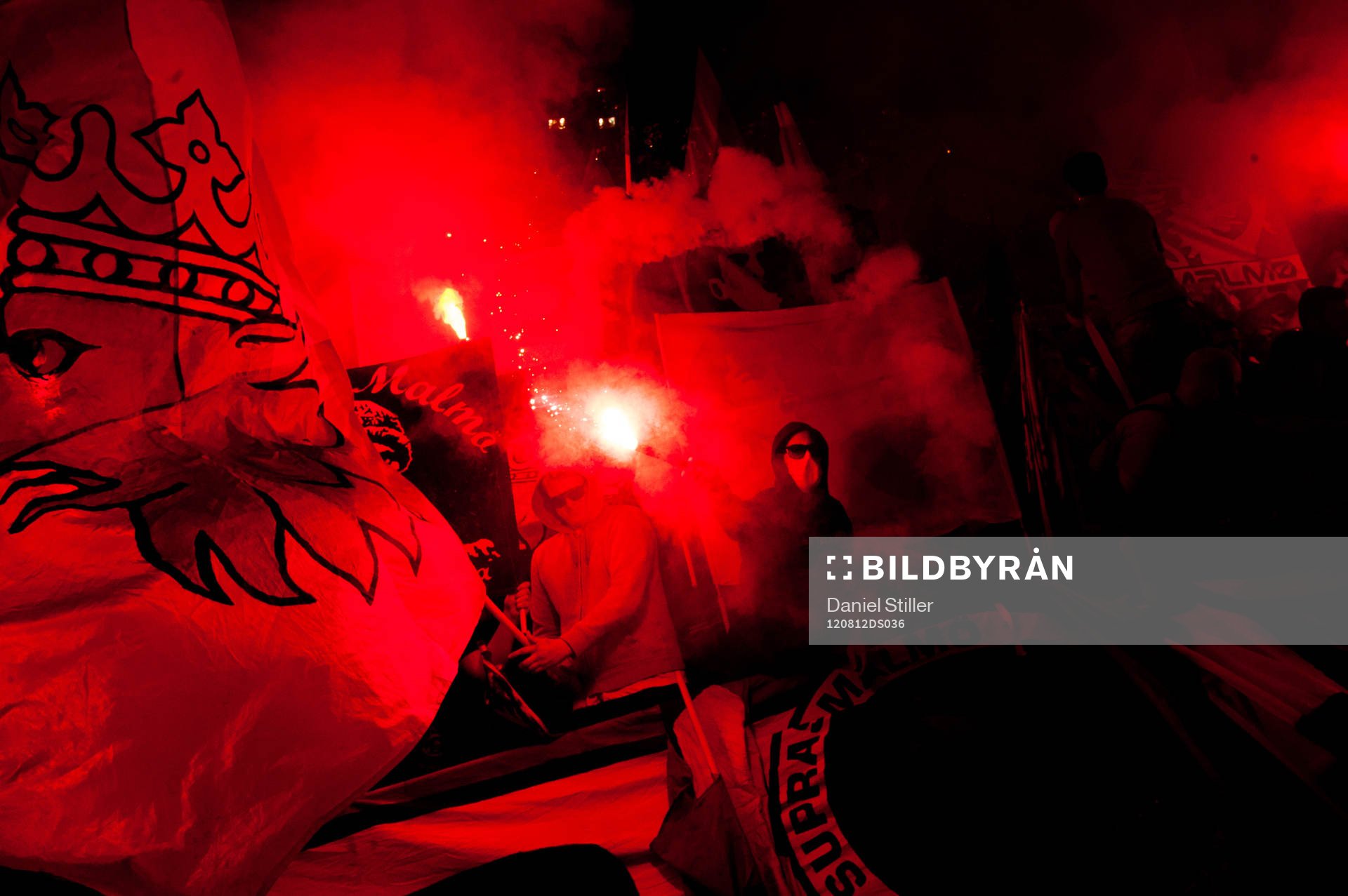 Bengaler från Malmöklacken på Borås arena innan