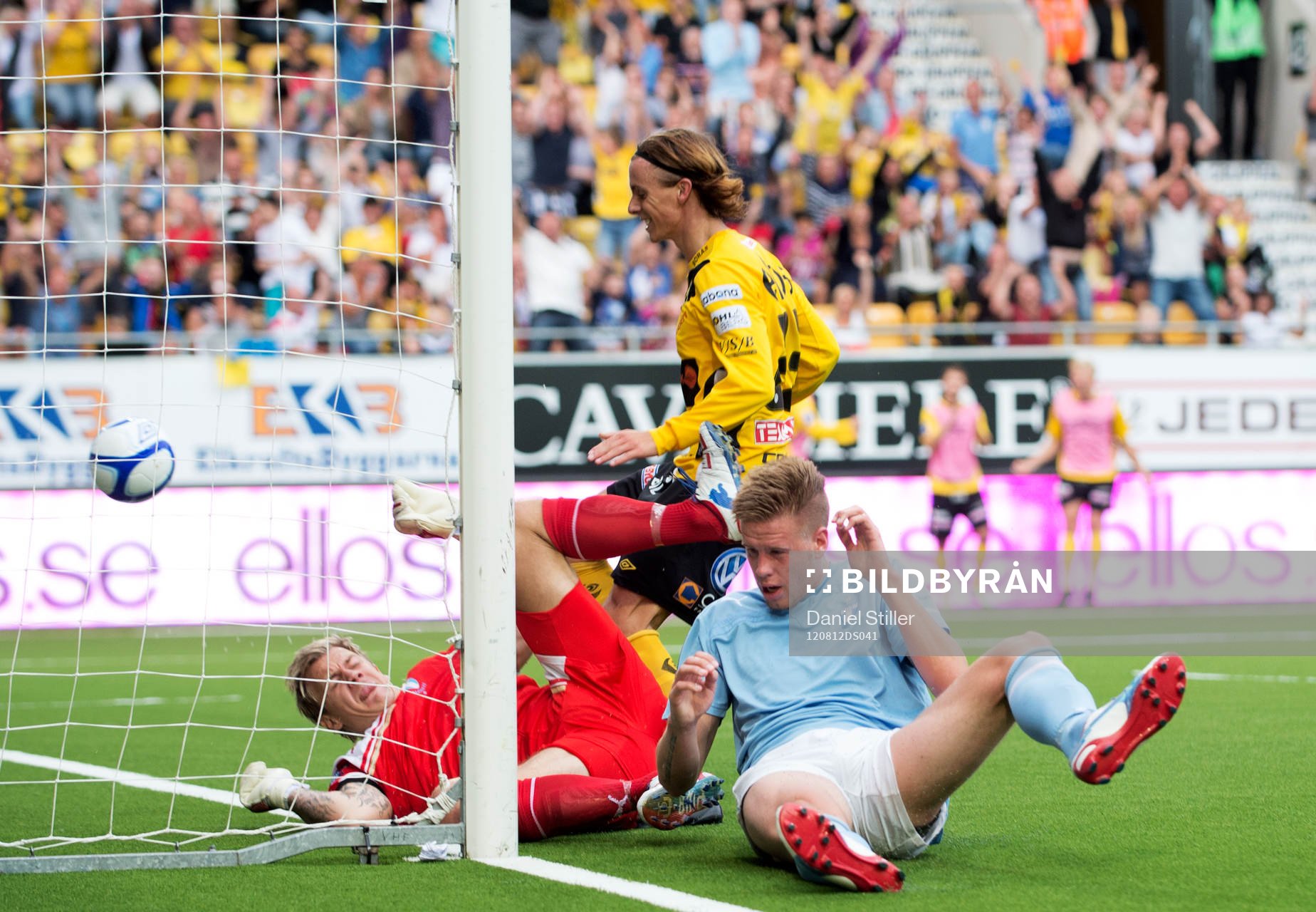 Niklas Hult, Elfsborg, gör 3-1 bakom Johan Dahlin,