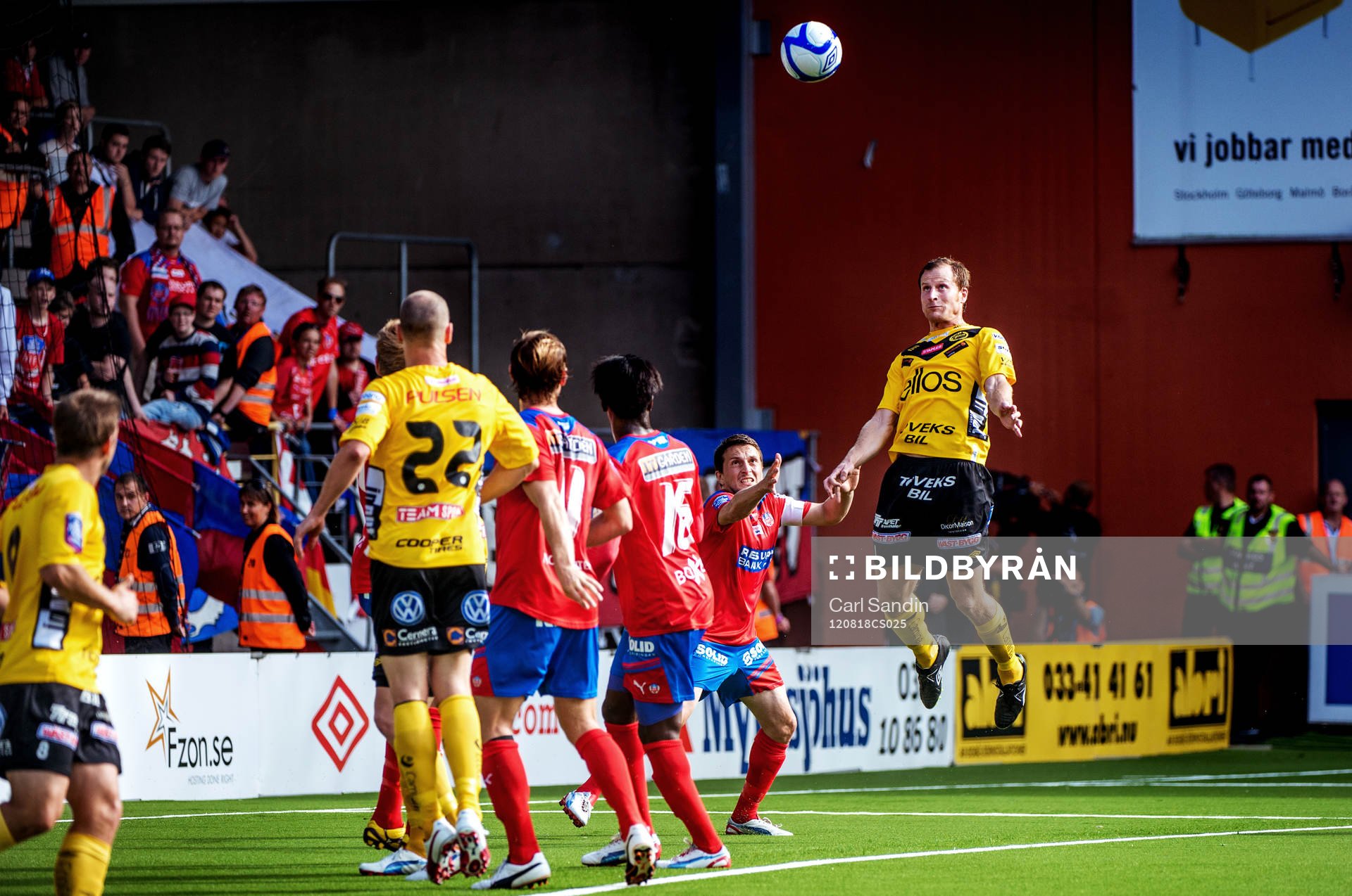 Daniel Mobaeck, Elfsborg, gör sig redo att nicka