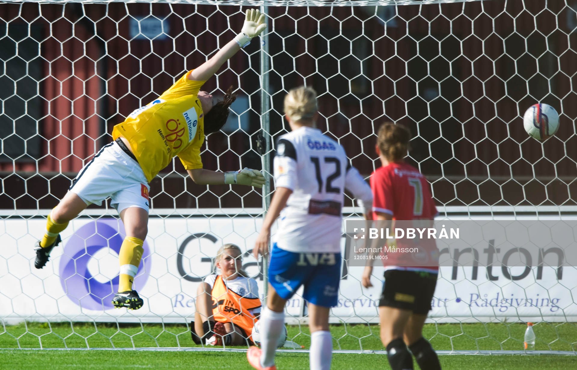 1-0 Therese Andersson, Kristianstad, Nina Fellbrandt,