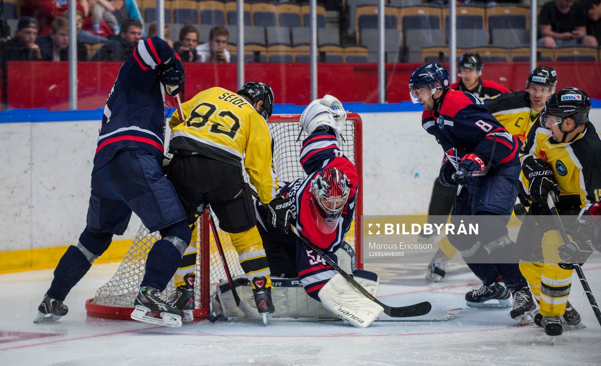 Mario Seidl, Vienna Capitals pressar Andreas Andersson,