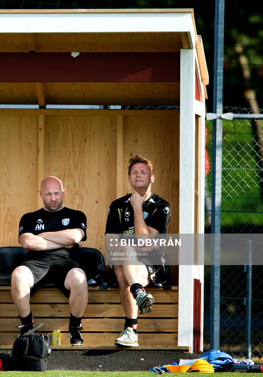 Fotboll, Damallsvenskan, AIK - Göteborg: Torbjörn Nilsson, tränare Göteborg.