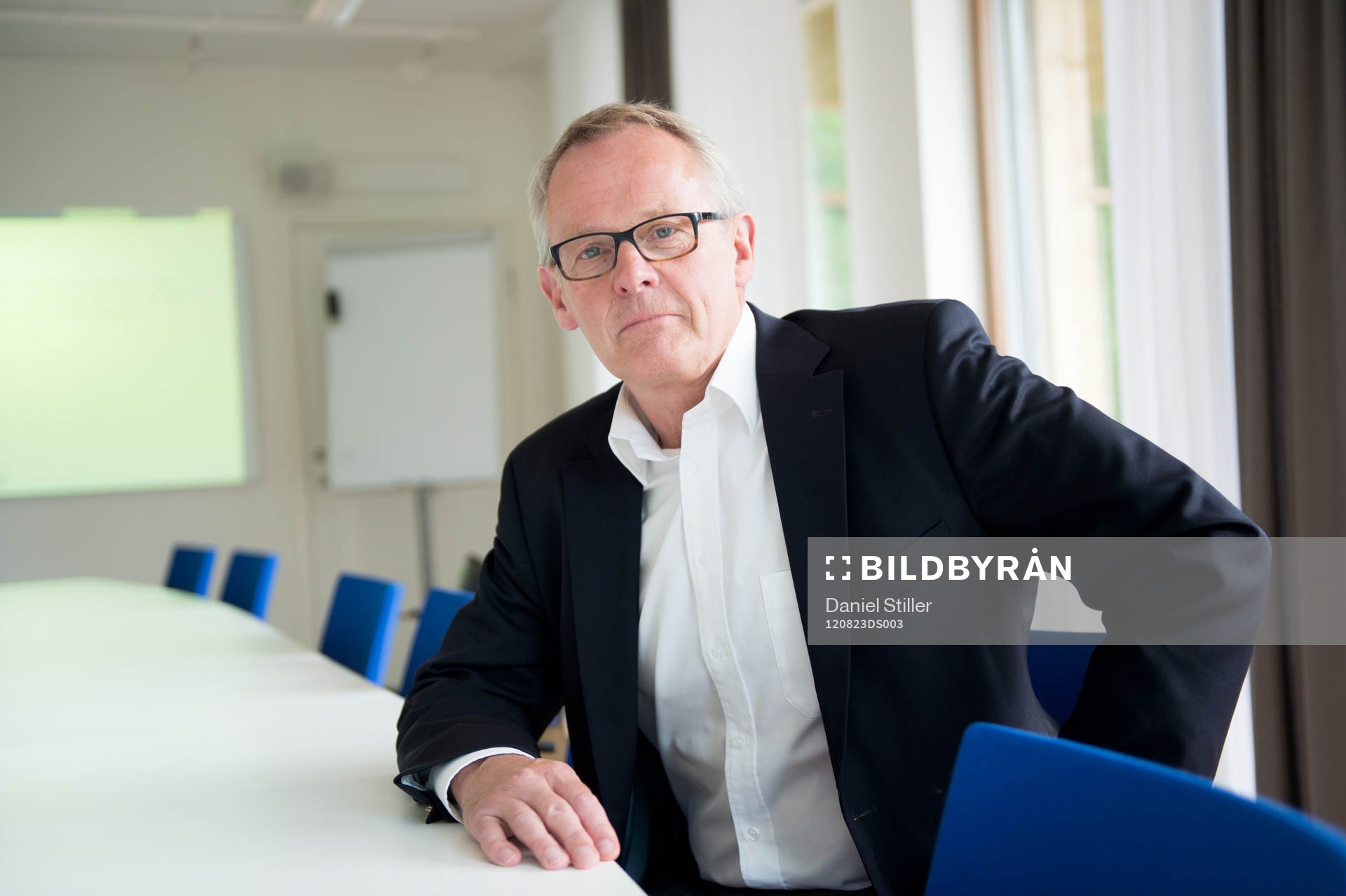 Seppo Vaihela, Klubbdirektör