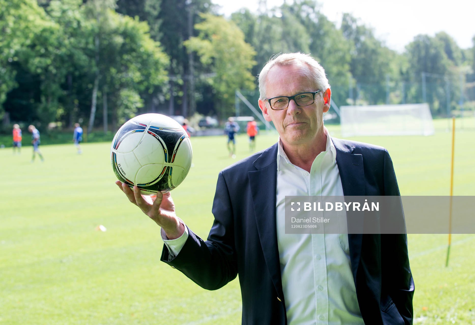 Seppo Vaihela, Klubbdirektör