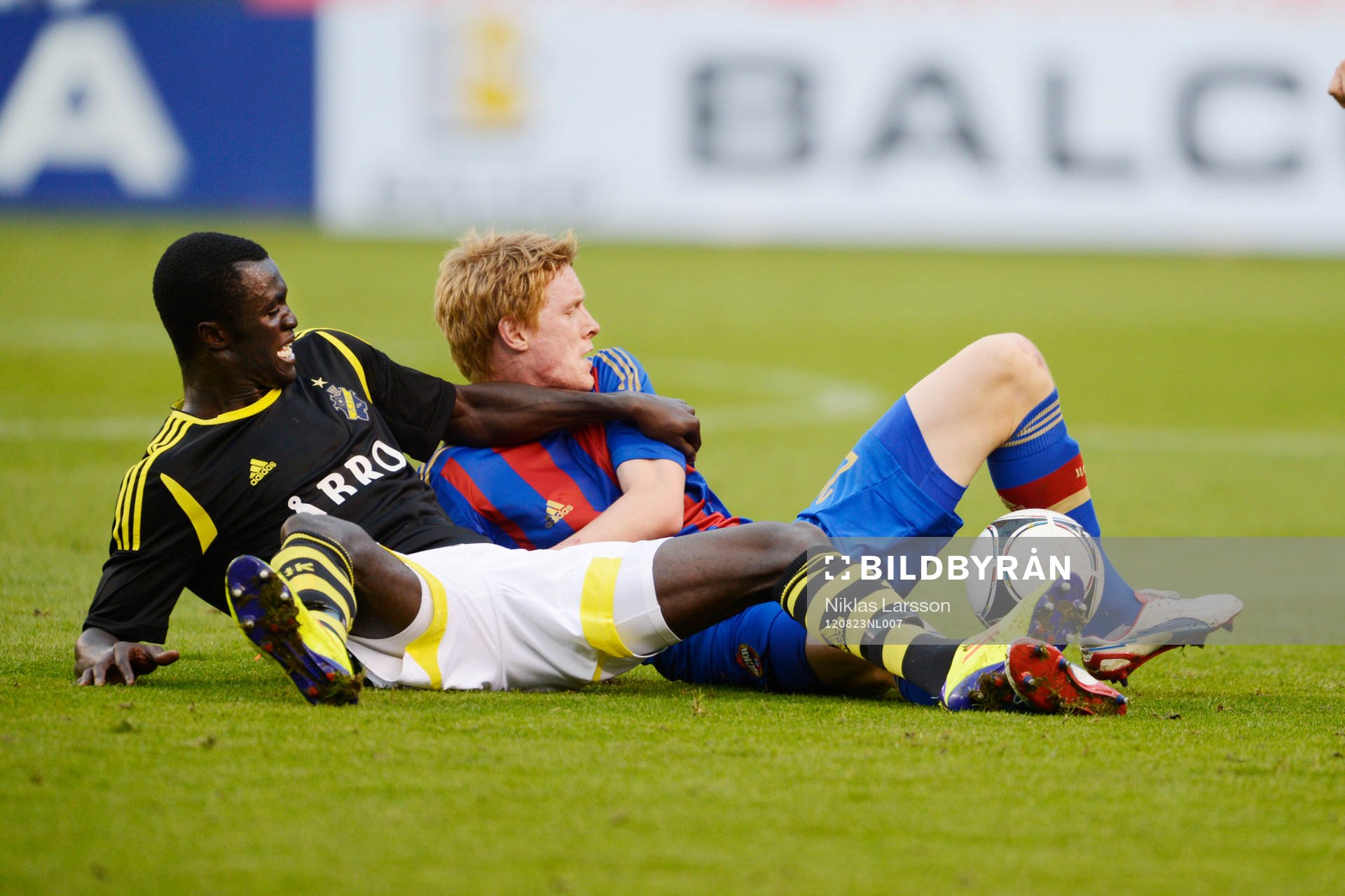 Kwame Amponsah Karikari, AIk intrasslad i Rasmus Elm, Moskva