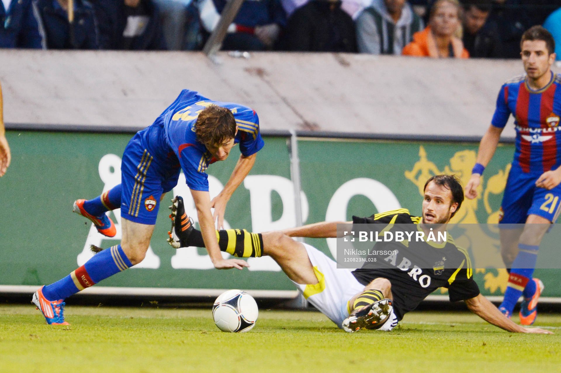 Helgi Danielsson, AIK och Mario Fernandes, Moskva