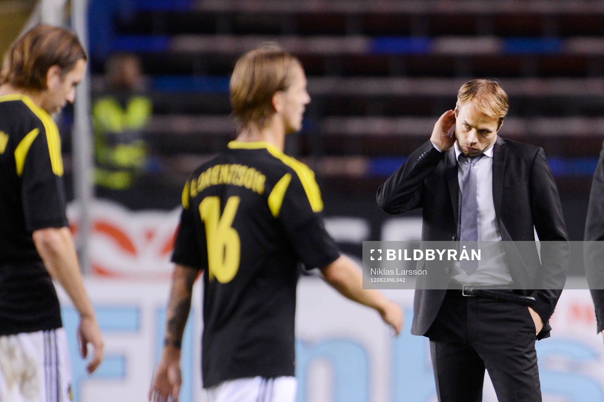 Andreas Alm, tränare, AIK, deppar