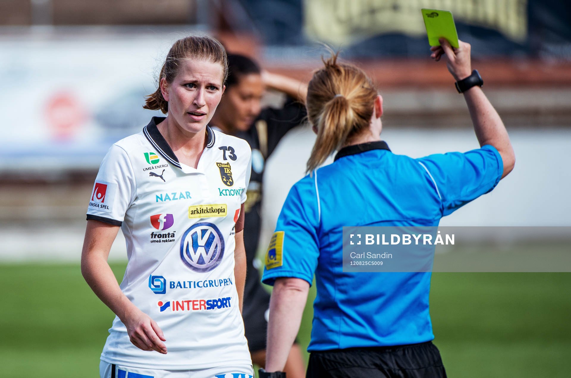 Emma Berglund, Umeå, gult kort