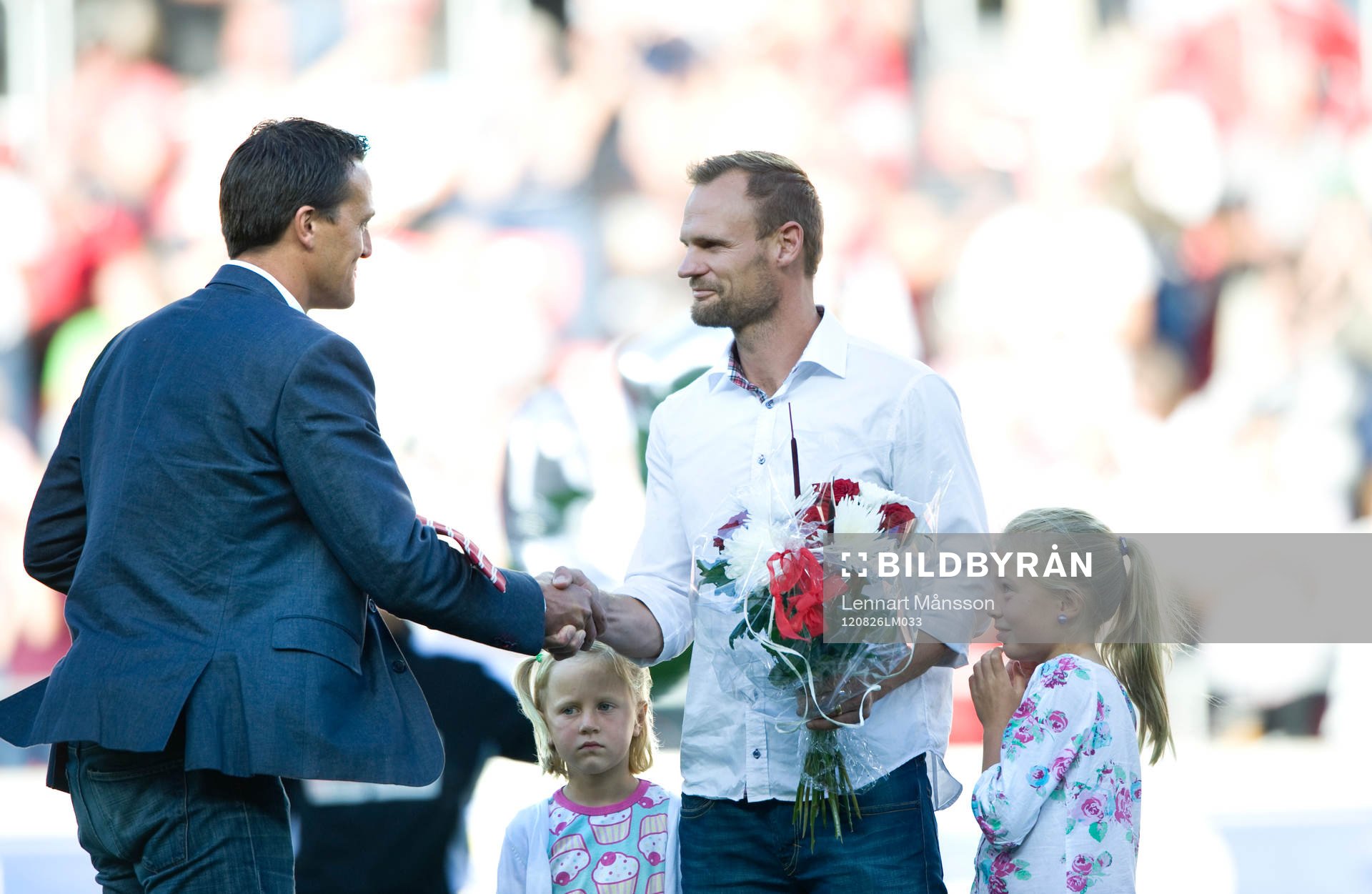 Tobias Carlsson, Kalmar, avtackas av Svante Samuelsson