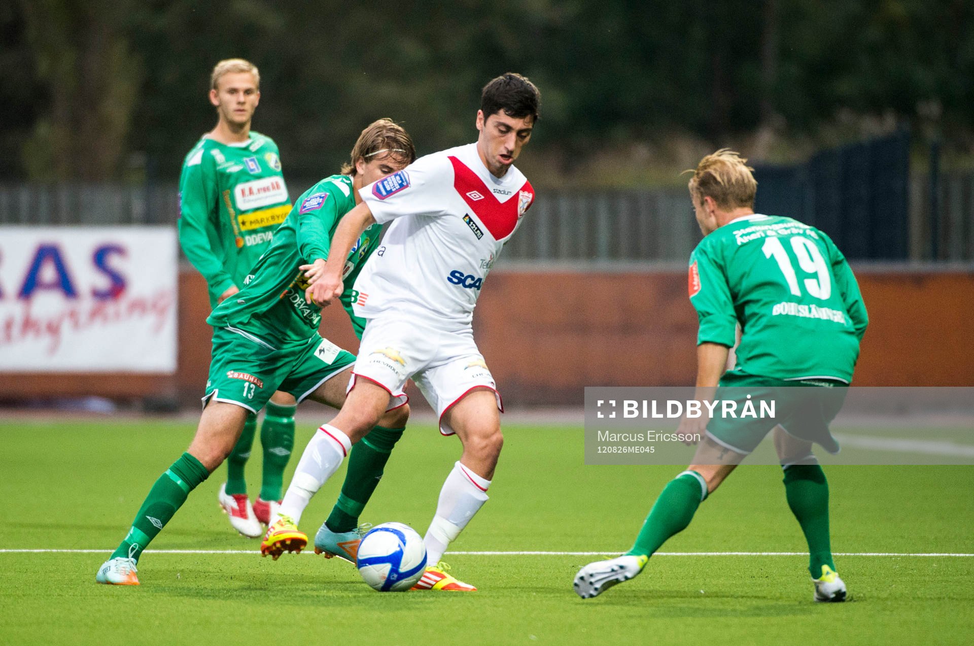 Nahir Besara, Assyriska