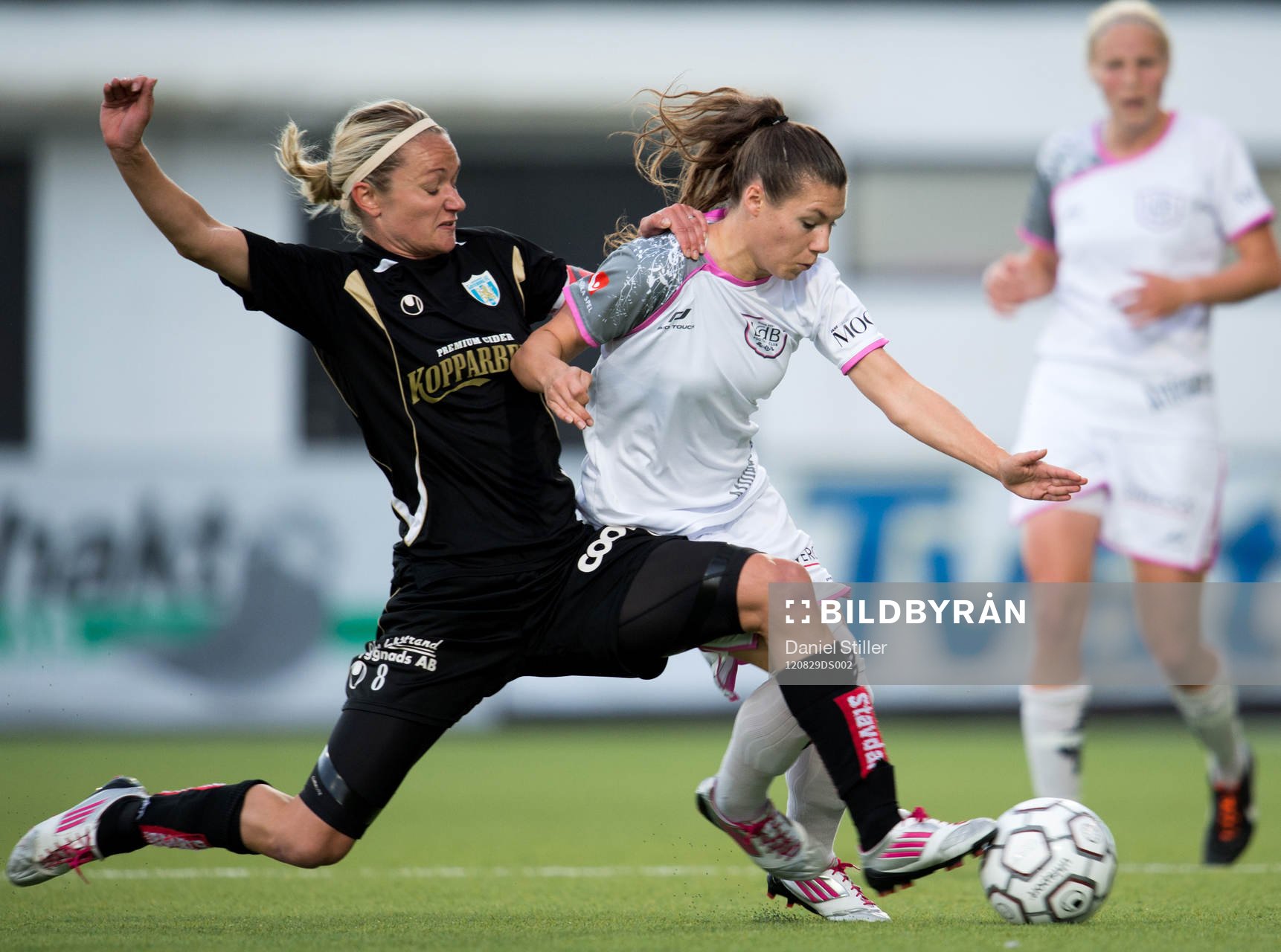 Fotboll, Dam, Svenska Cupen, Semifinal, Göteborg - Malmö: Stina Segerström, Göteborg, Ramona Backmann, Malmö