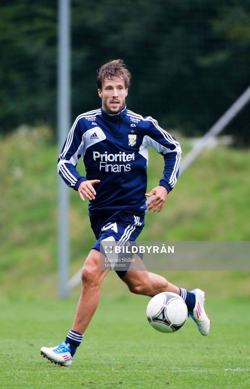 Mattias Bjärsmyr, gör sin första träning med IFK