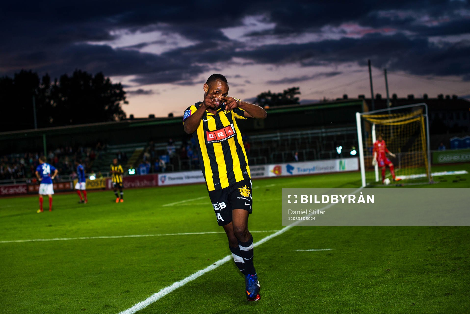 René Makondele, Häcken, gör ett av kvällens mål, jubel