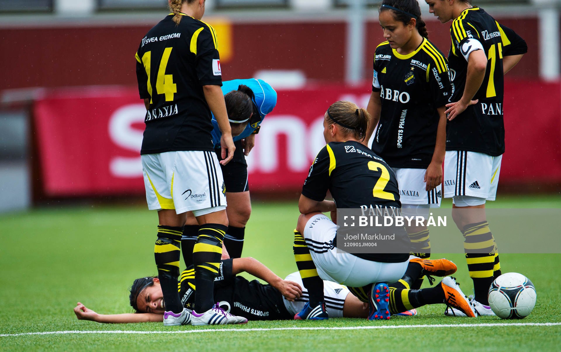 Nazanin Vaseghpanah, AIK, har ont