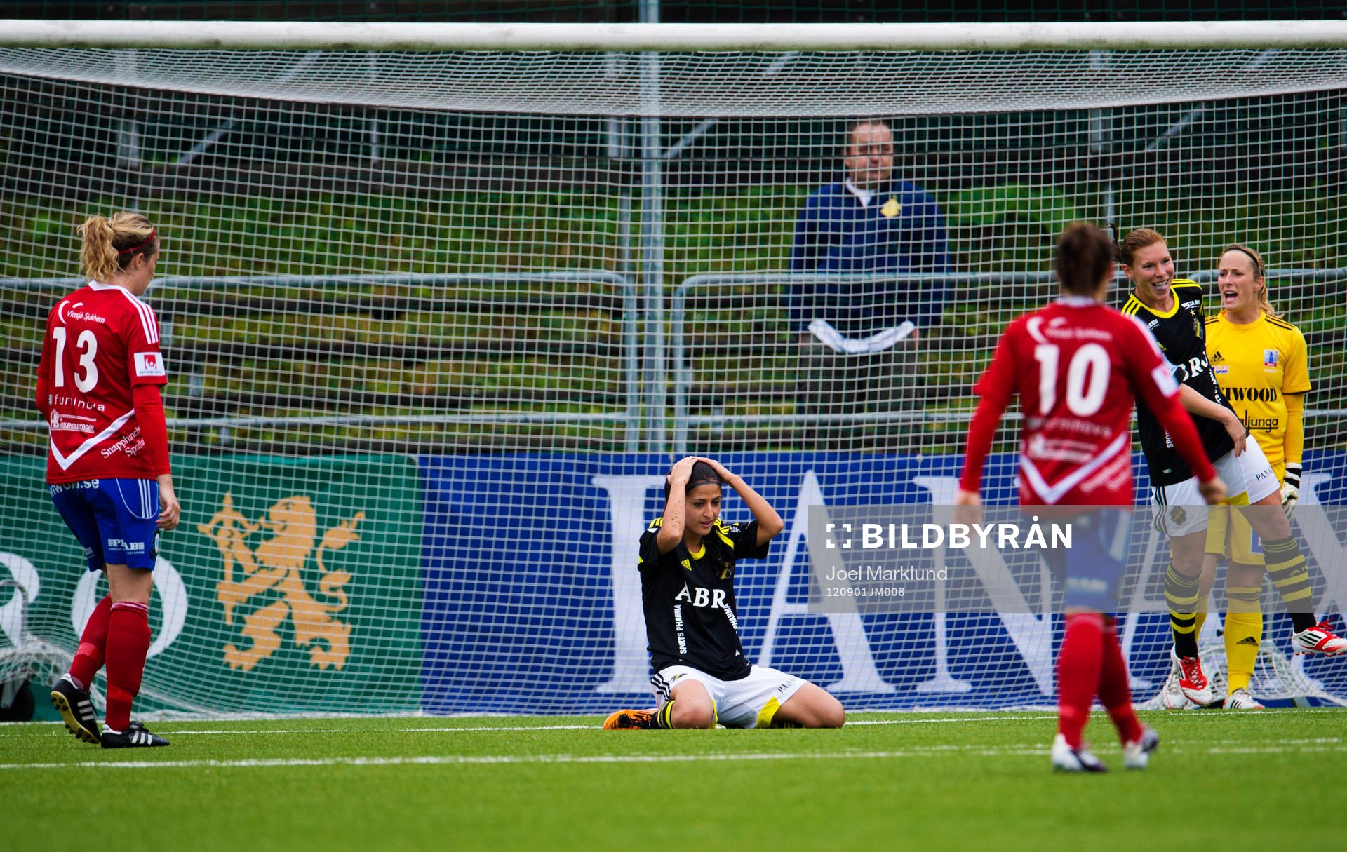 Nazanin Vaseghpanah, AIK, deppar