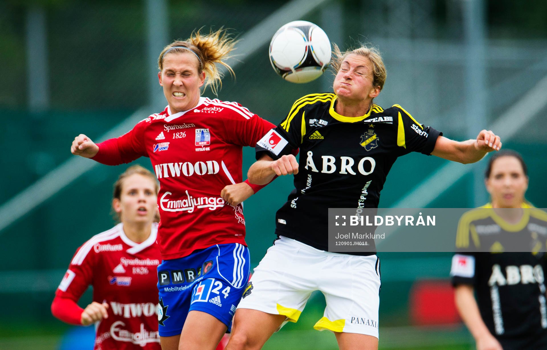 Kirsty Yallop, Vittsjö, i en nickduell med Madeleine