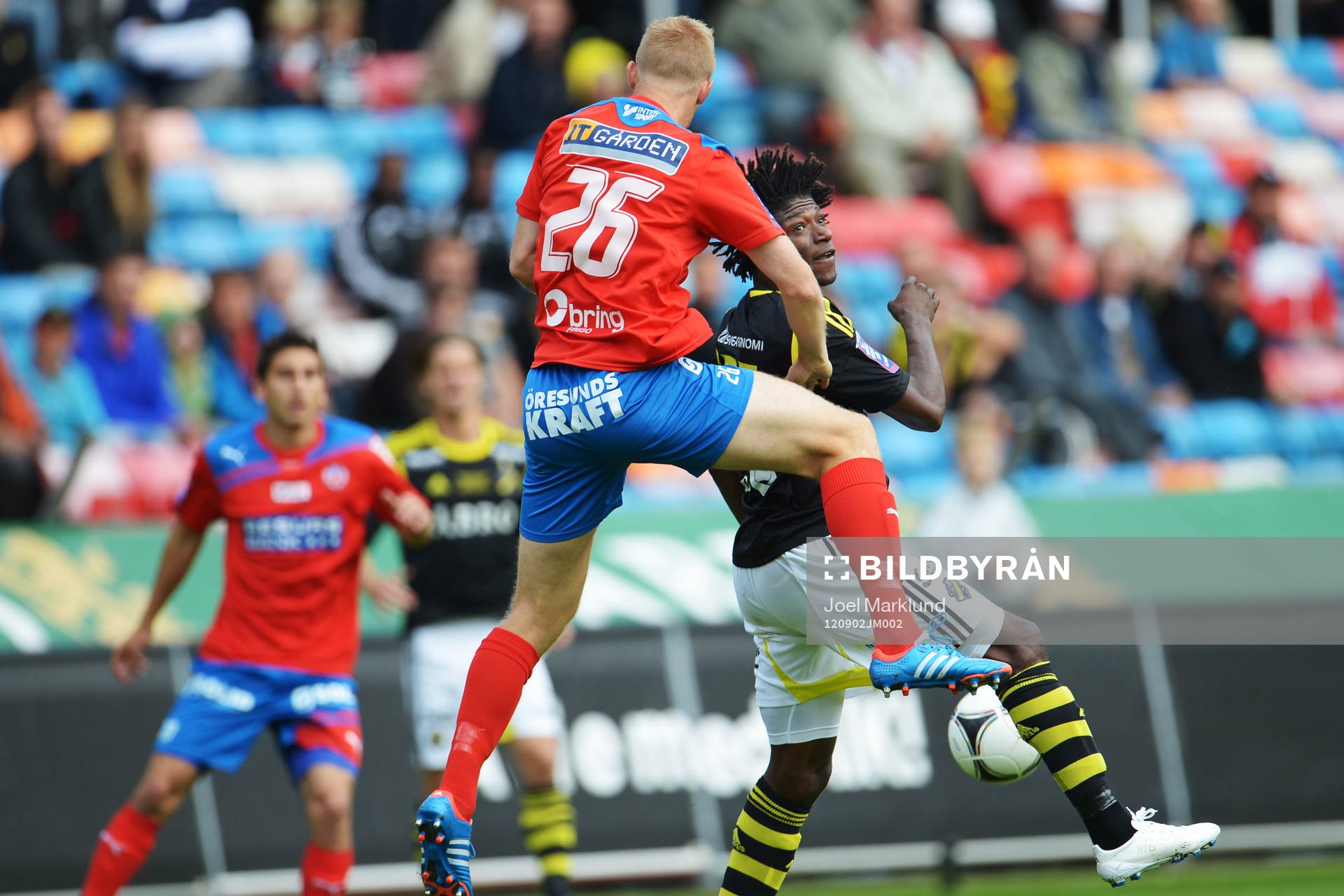 Peter Larsson, Helsingborg mot Mohamed Bangura, AIK