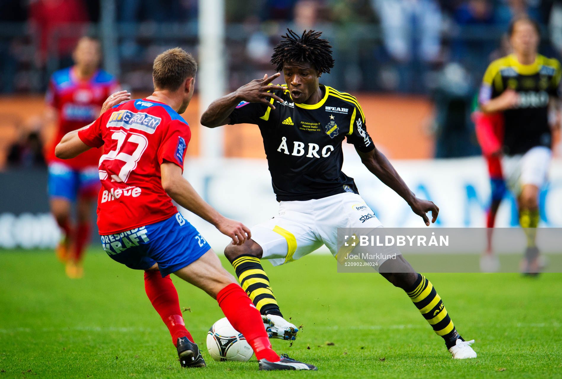 Mohamed Bangura, AIK, dribblar