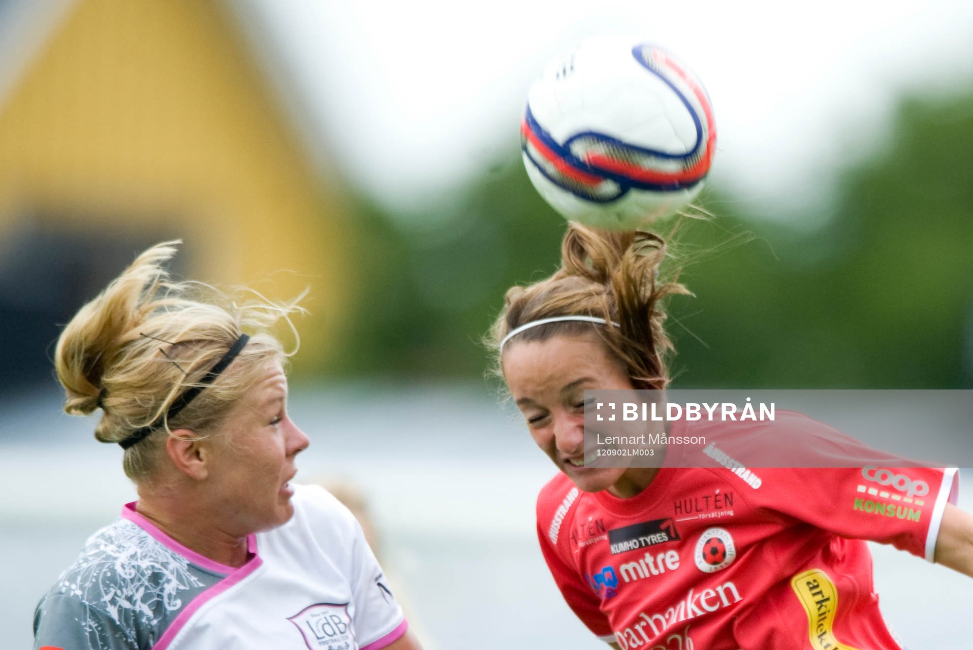 Kosovare Asllani, Kristianstad och Katrine Veje, Malmö