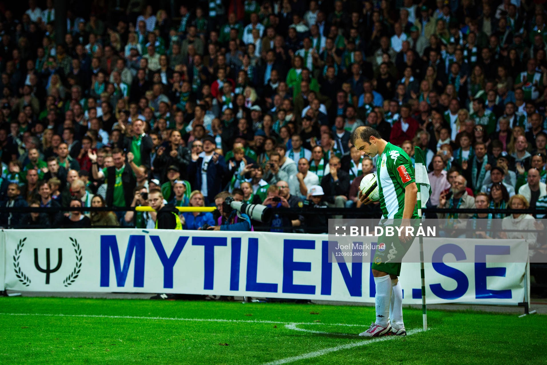 Kennedy Bakircioglu, Hammarby, förbereder en hörna