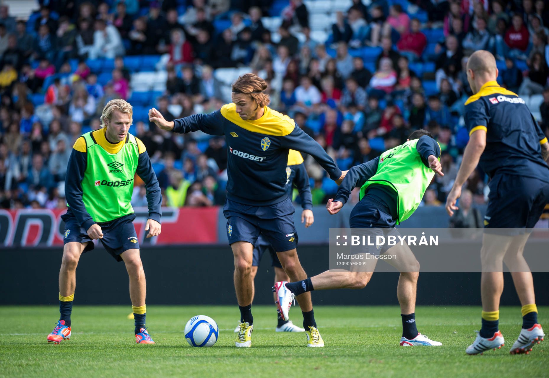  Sverige tränar på Olympia i Helsingborg inför matchen mot Kina. Ola Toivonen och Albin Ekdal