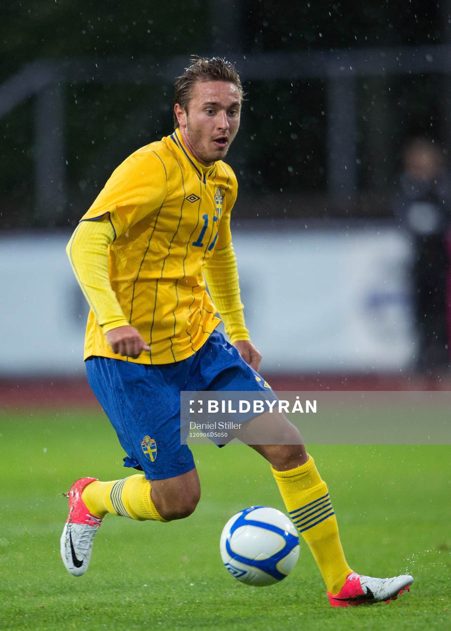 Maumer Tankovic, Sverige