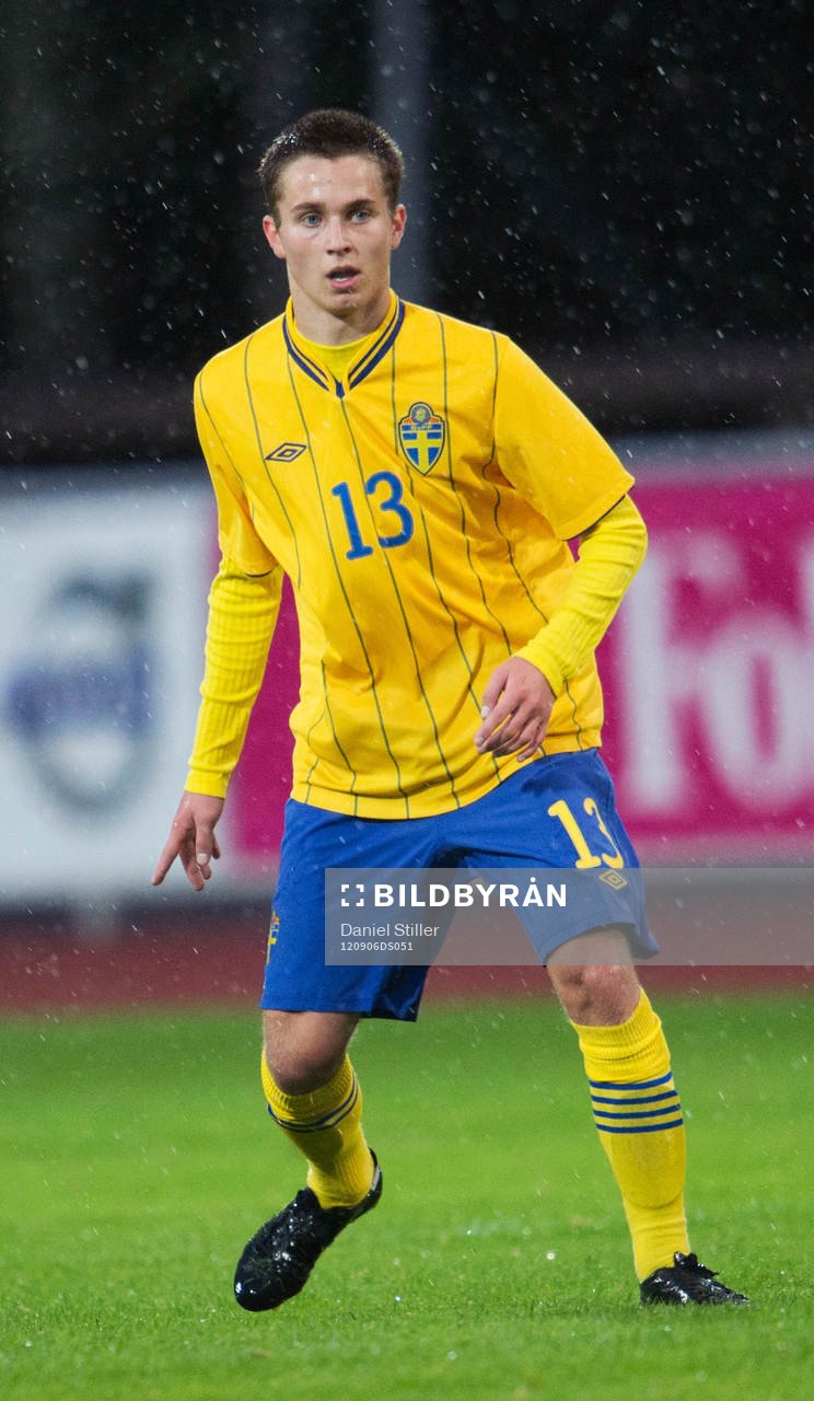 Adam Lundkvist, Sverige