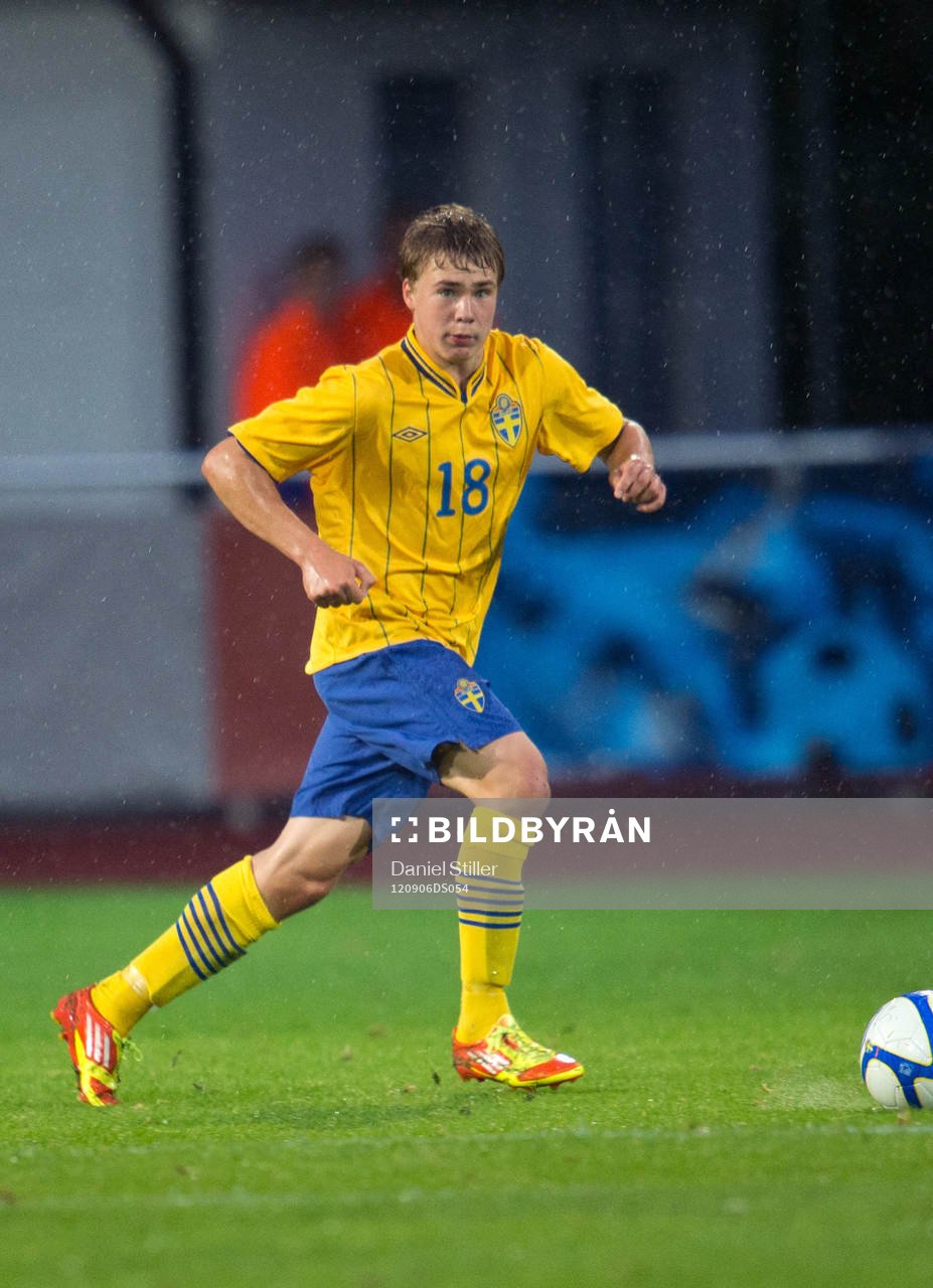 Simon Tibbling, Sverige