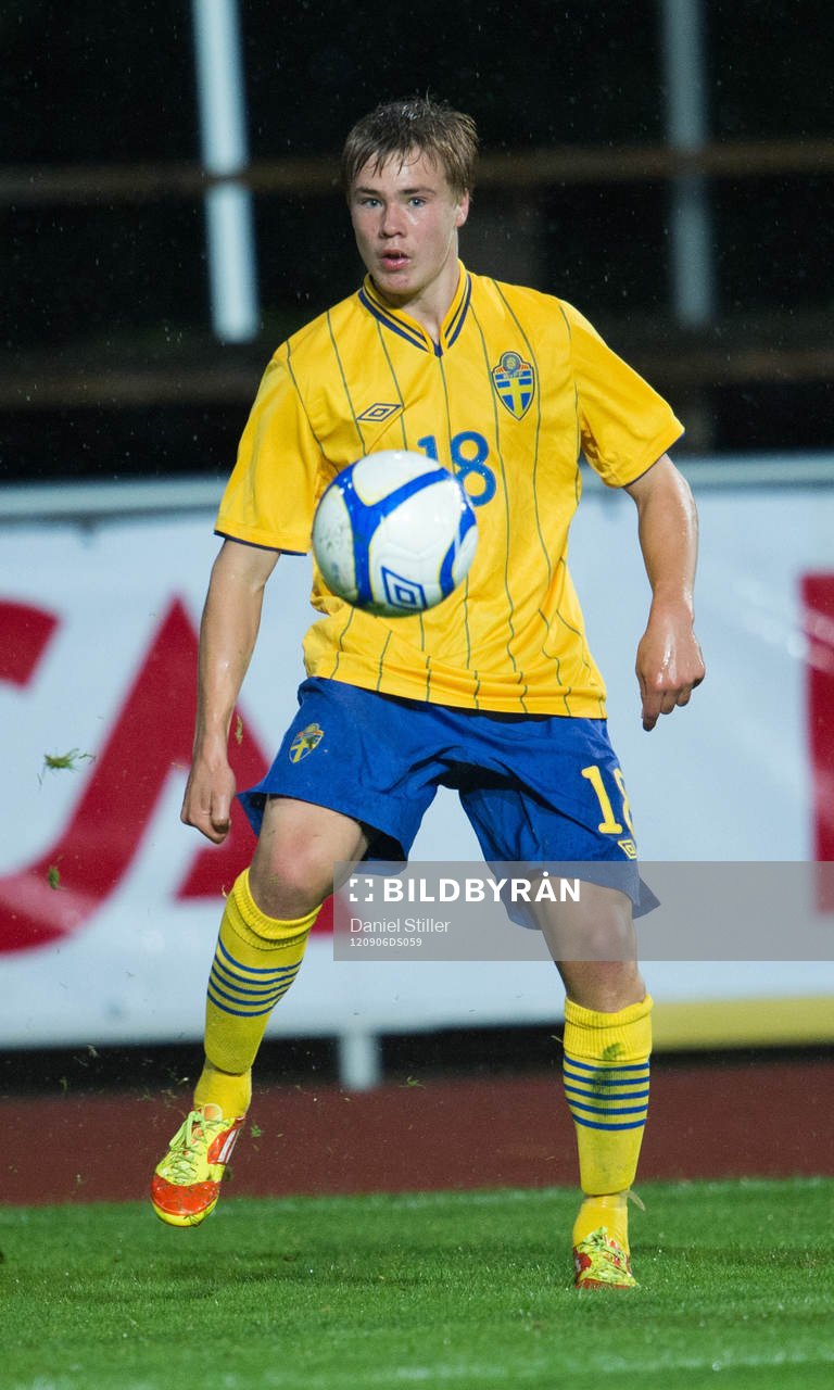 Simon Tibbling, Sverige