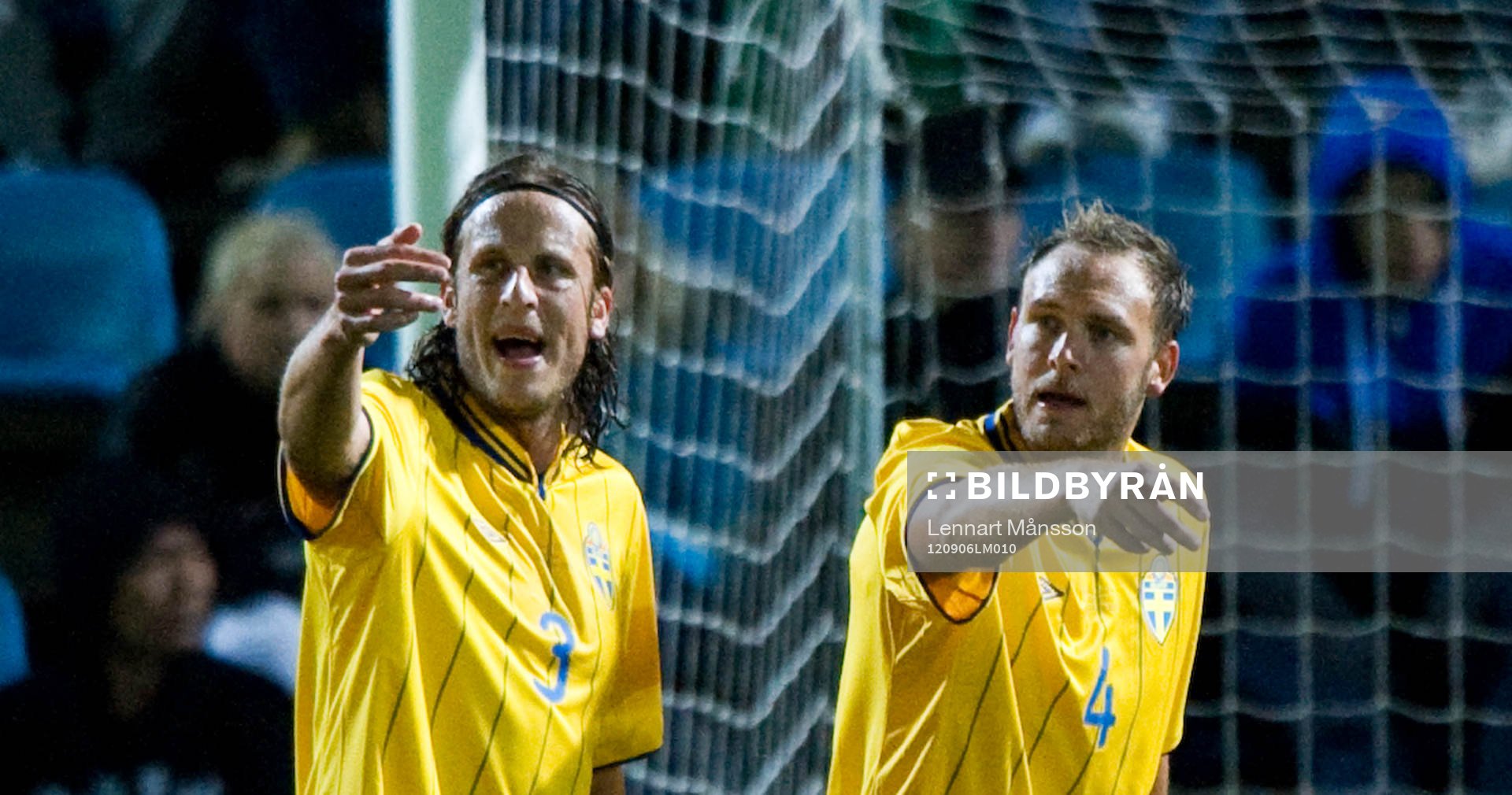 Mittbacksduon Andreas Granqvist och Jonas Olsson, Sverige