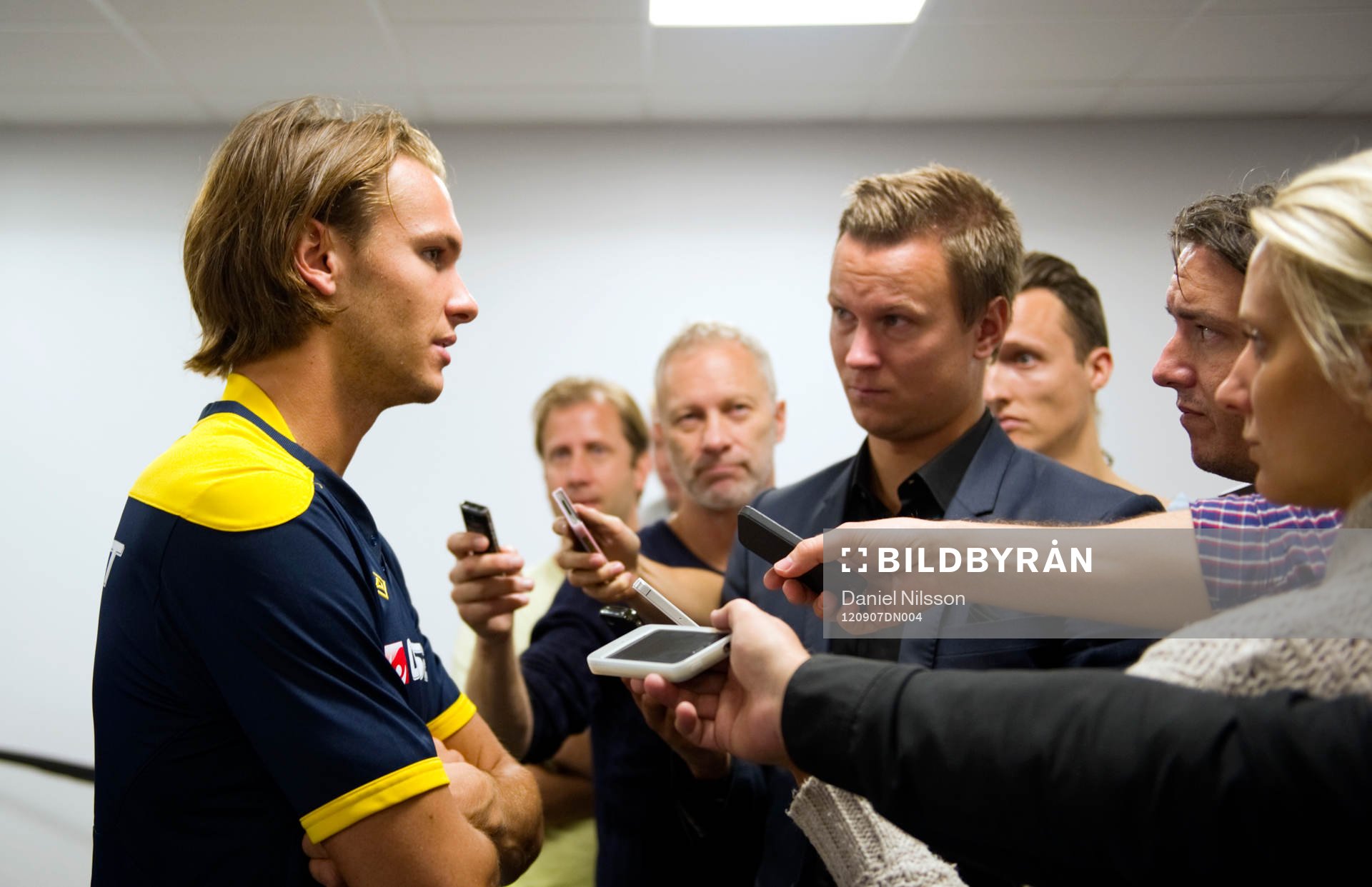 Fotboll, presskonferens