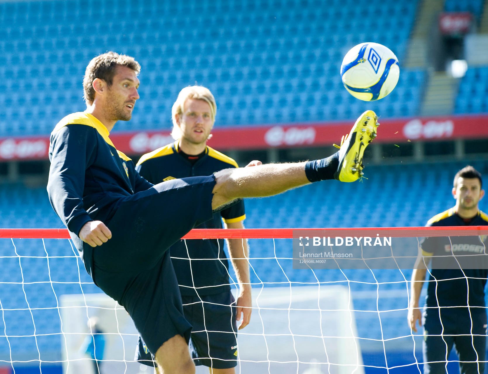 Fotbollstennis, Andreas Isaksson och Ola Toivonen